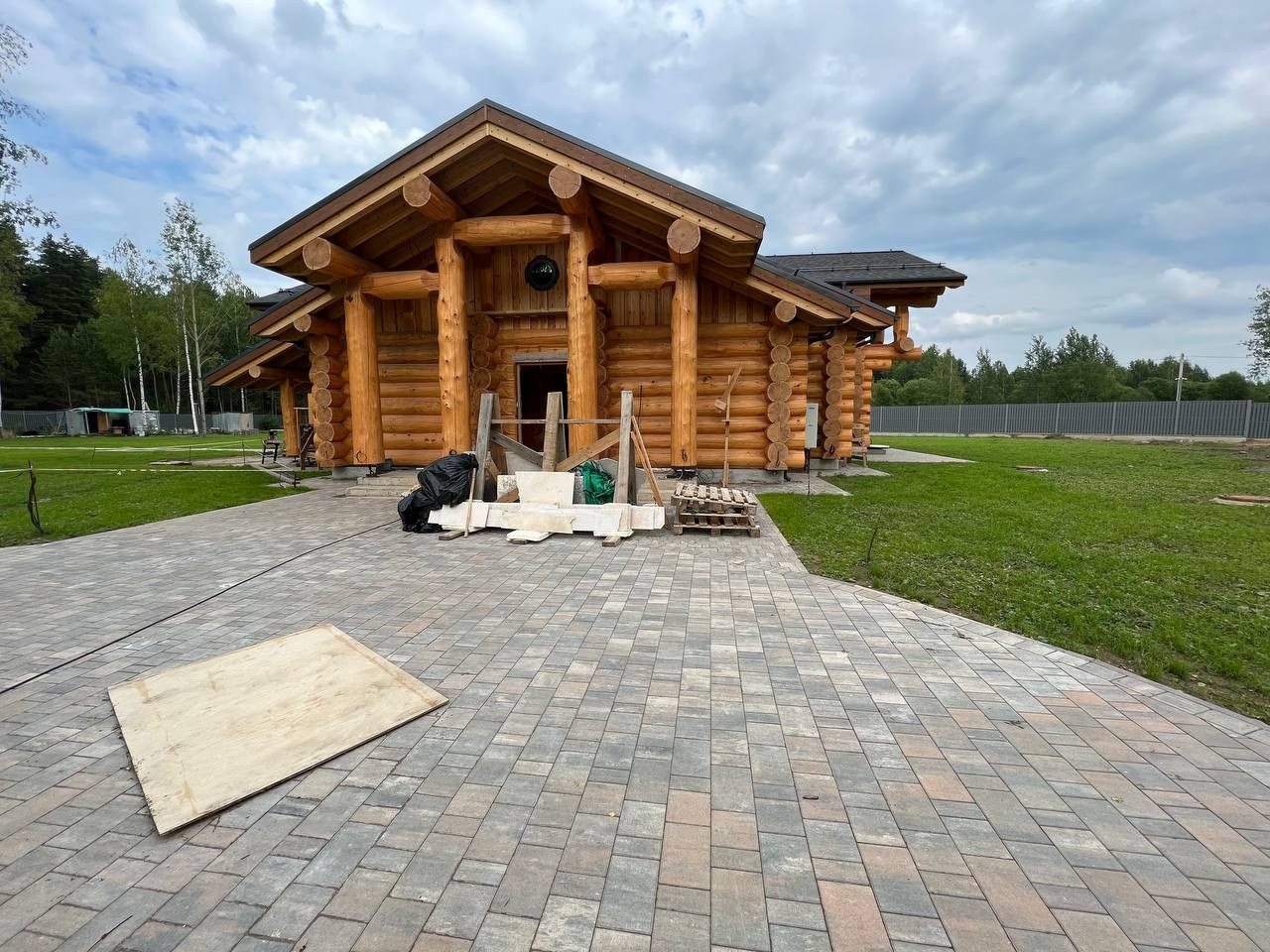 СТРОИТЕЛЬСТВО. Строительство, отделка и реставрация деревянных домов в Москве и М.О