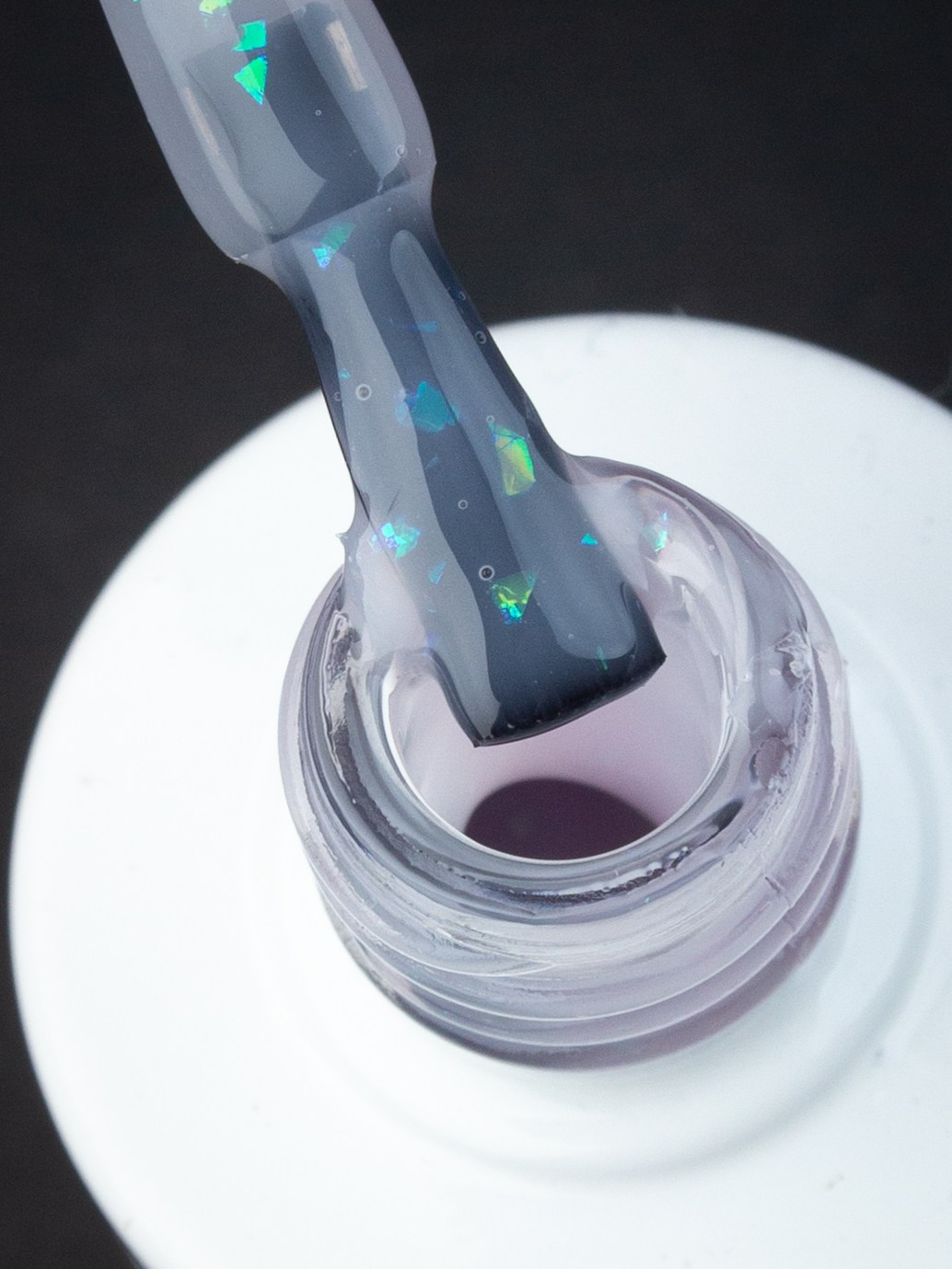 Kira на чёрном. Александр Стряпунин — предметный фотограф в Улан-Удэ