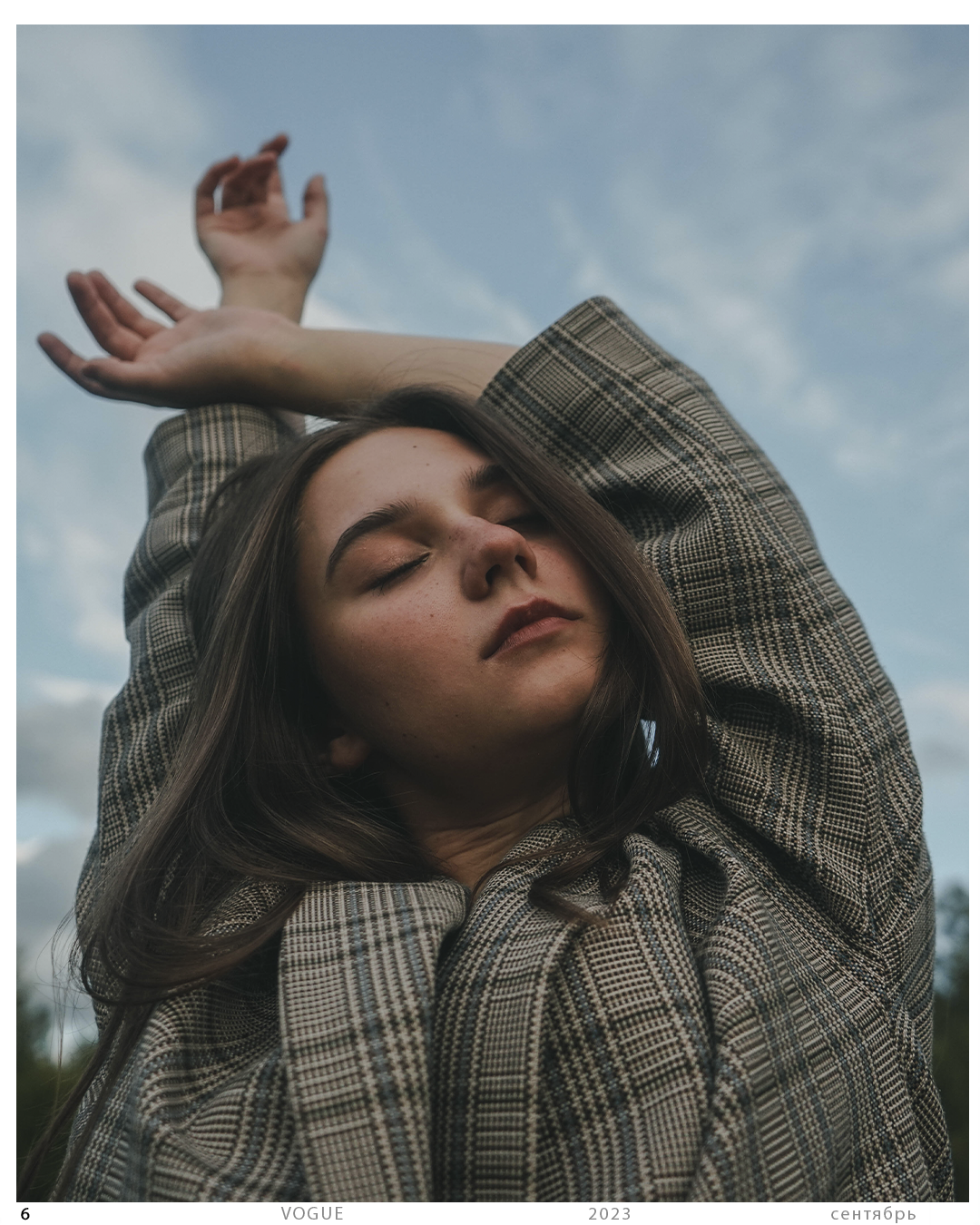 Vogue. CLIP CREATOR, PHOTOGRAPHER