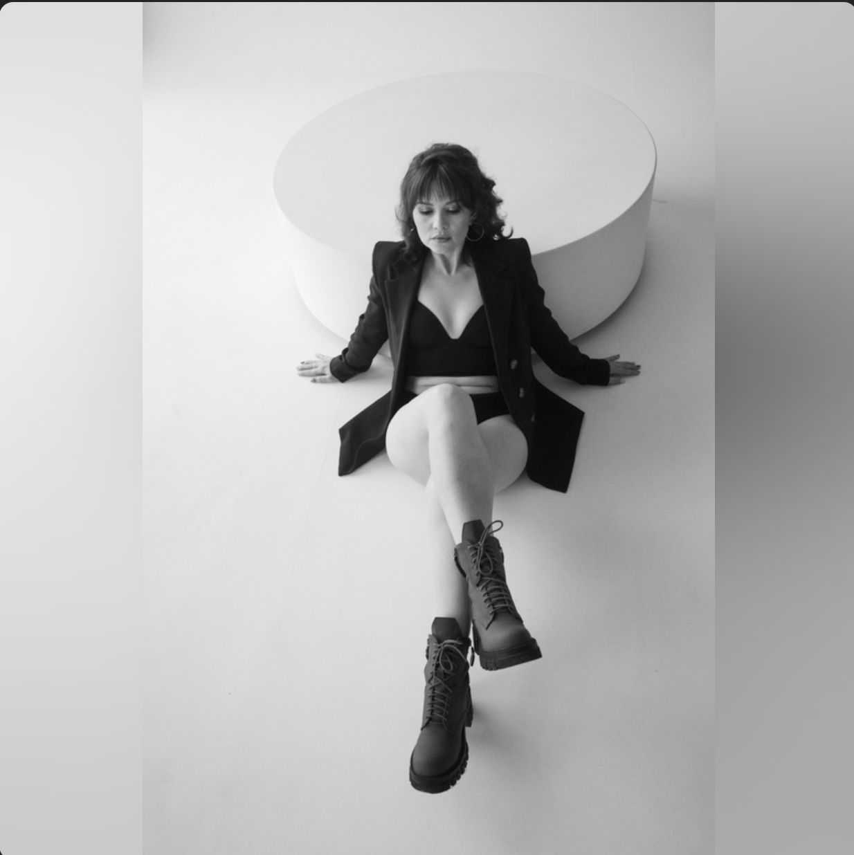 Фотосессии наших фотографов и клиентов фотостудии. Фотостудия LUNA — аренда циклорамы и фотозон в Екатеринбурге