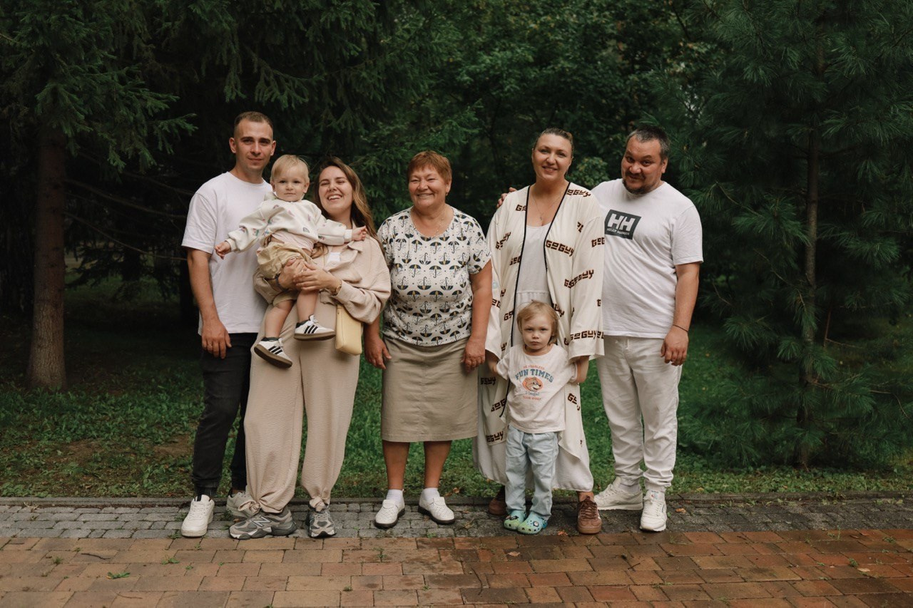 Прогулка с близкими в Лагерном саду. Семейный фотограф в Томске Максимова Екатерина