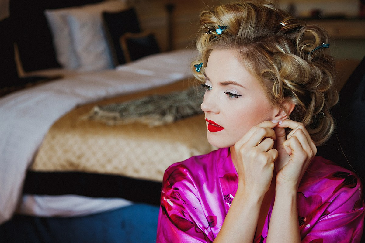 Москва. Свадебная романтическая прогулка Лены и Эндрю. Фотограф крещение венчание в Петербурге! Помогает подобрать храм и посоветовал душевного батюшку в СПб