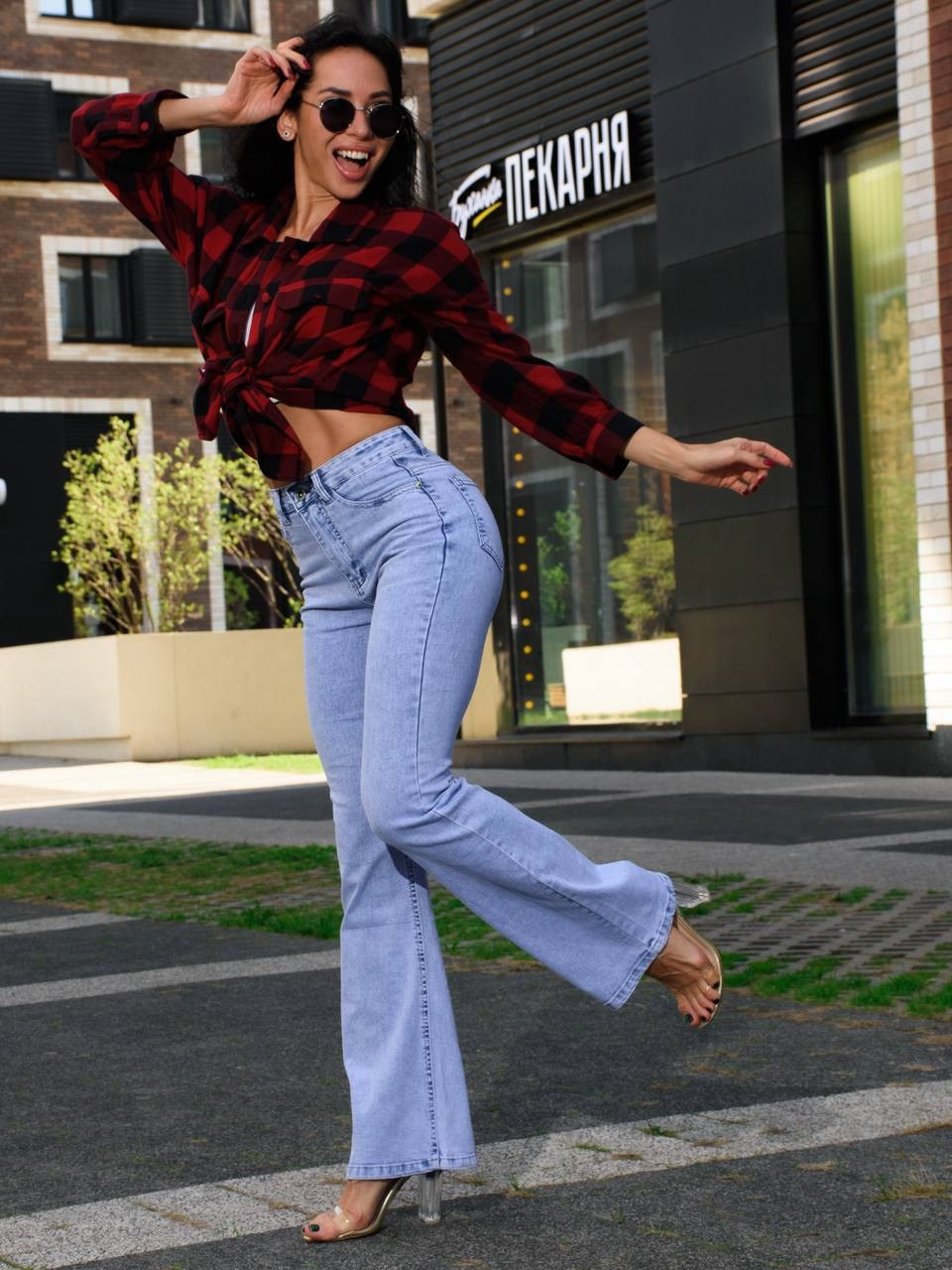 Выездная фотосъемка для бизнеса в Москве и области. Gramy-studio: фото, видео, инфографика и 3D визуализация для маркетплейсов