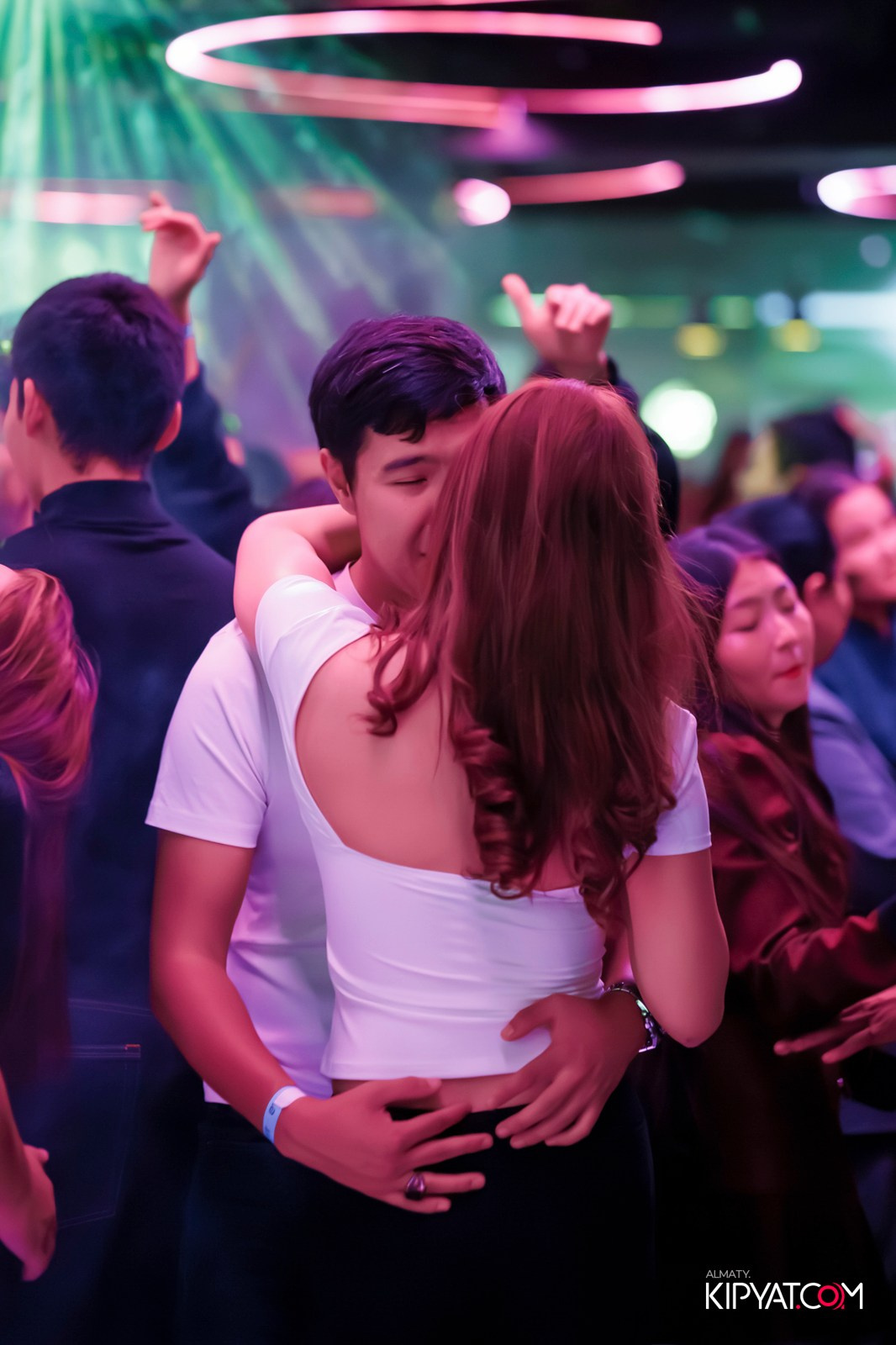 EVENT BAR. КИПЯТКОМ АЛМАТЫ!