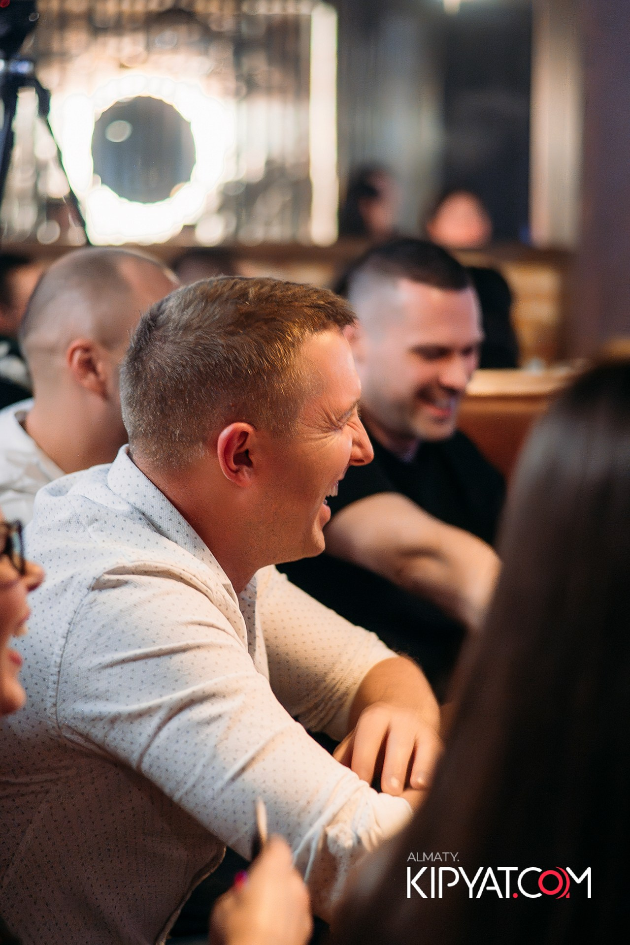 СОЛЬНЫЙ STAND UP КОНЦЕРТ АЛЕКСАНДРА МЕРКУЛЯ. КИПЯТКОМ АЛМАТЫ!