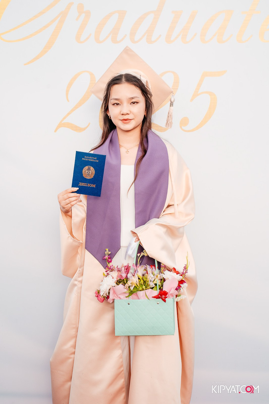 ВРУЧЕНИЕ ДИПЛОМОВ — НАРХОЗ КОЛЛЕДЖ. Part 1. КИПЯТКОМ АЛМАТЫ!