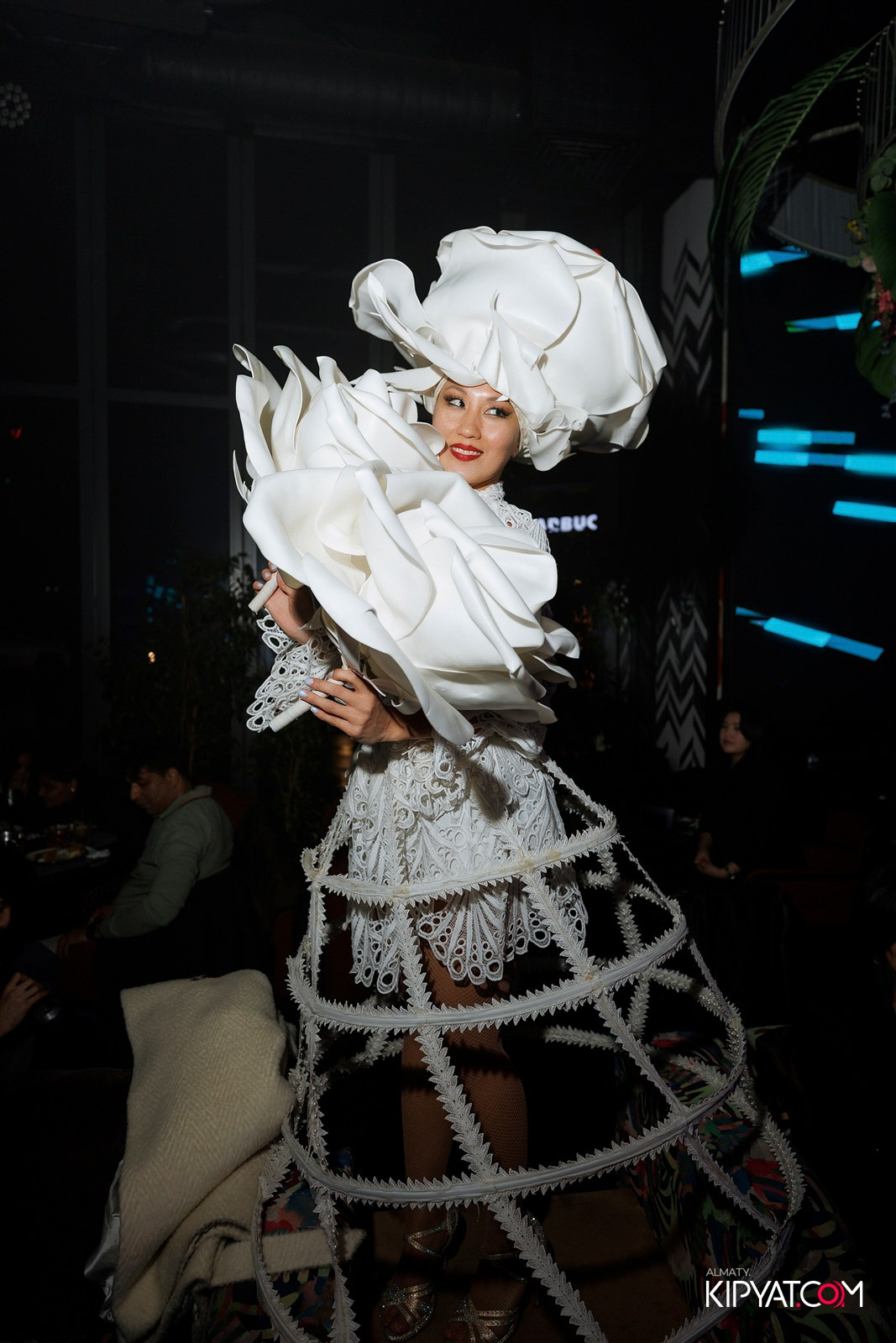 FRIENDS BAR & TERRACE. КИПЯТКОМ АЛМАТЫ! Фотосъемка мероприятий в Алматы