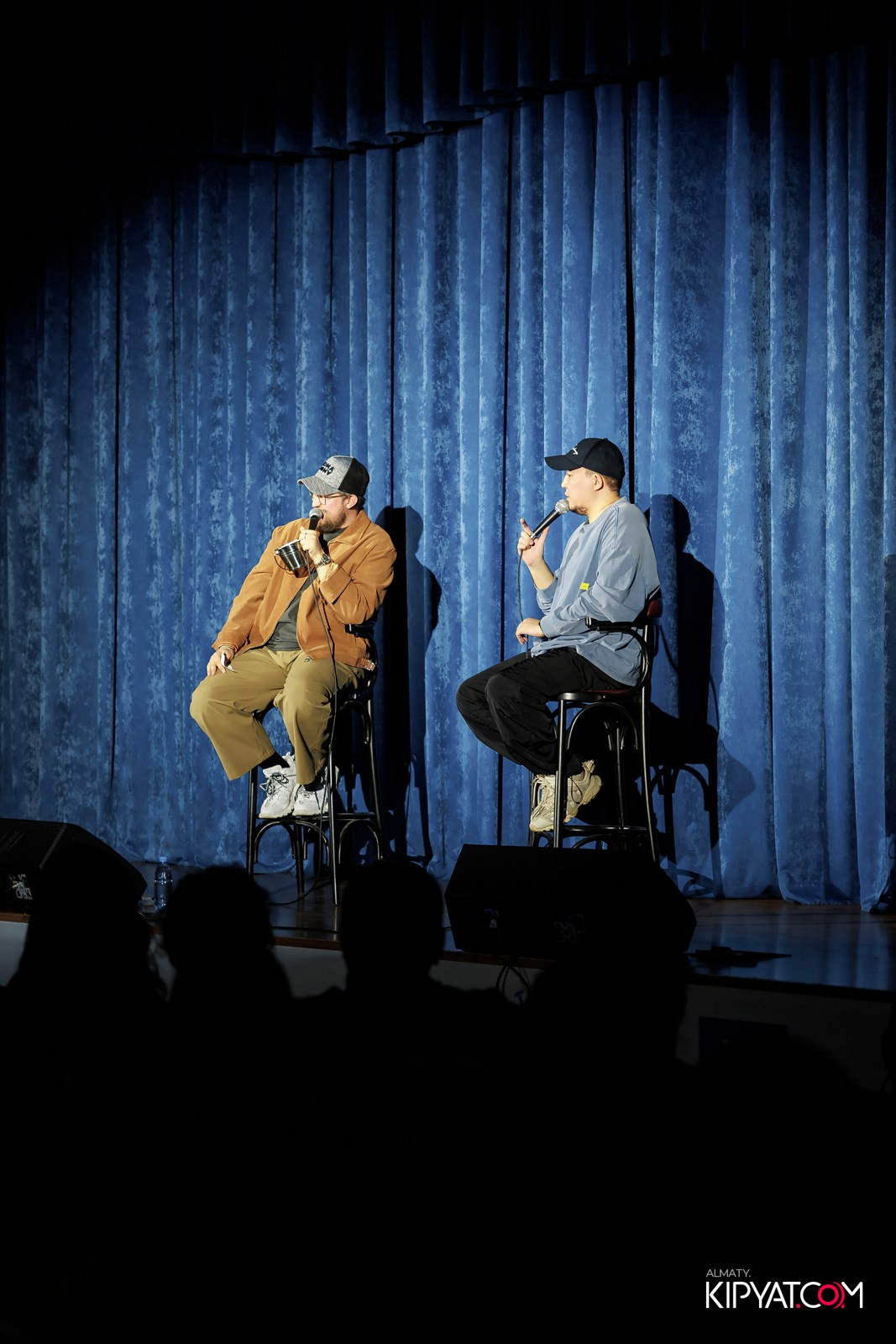 ИМПРОВИЗАЦИОННОЕ STAND UP ШОУ. КИПЯТКОМ АЛМАТЫ! Фотосъемка мероприятий в Алматы