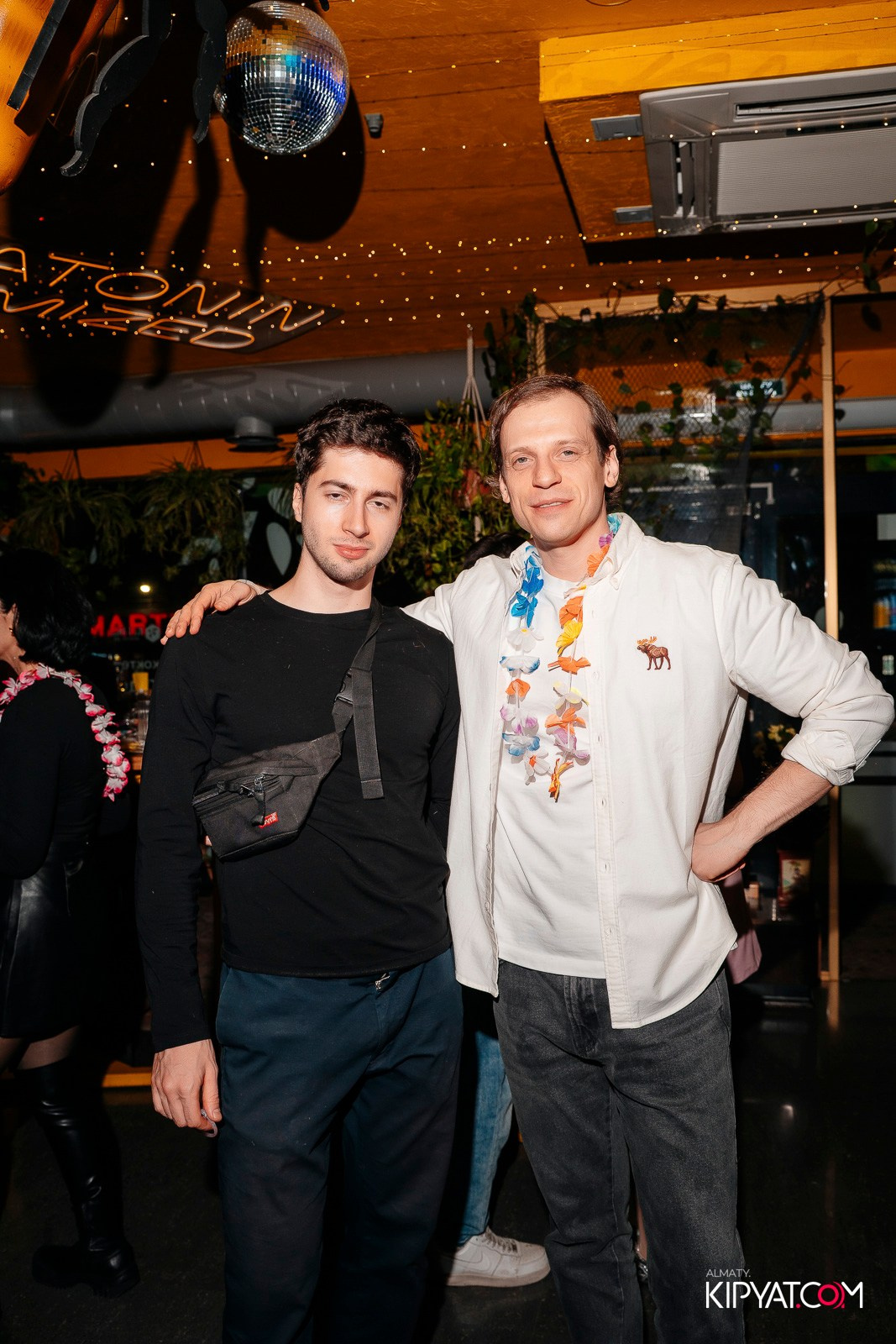 RE: SET. КИПЯТКОМ АЛМАТЫ! Фотосъемка мероприятий в Алматы