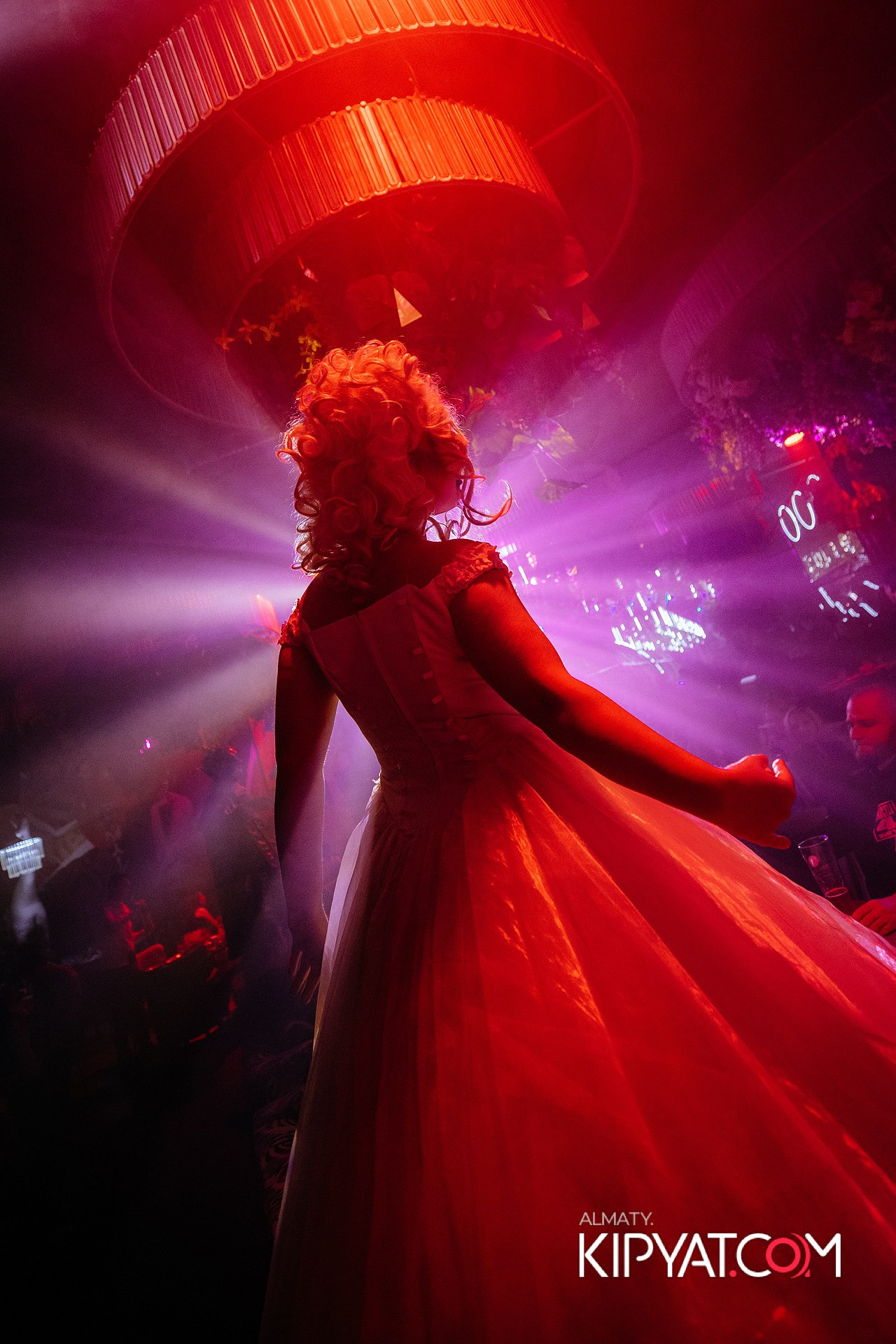 FRIENDS BAR & TERRACE. КИПЯТКОМ АЛМАТЫ! Фотосъемка мероприятий в Алматы