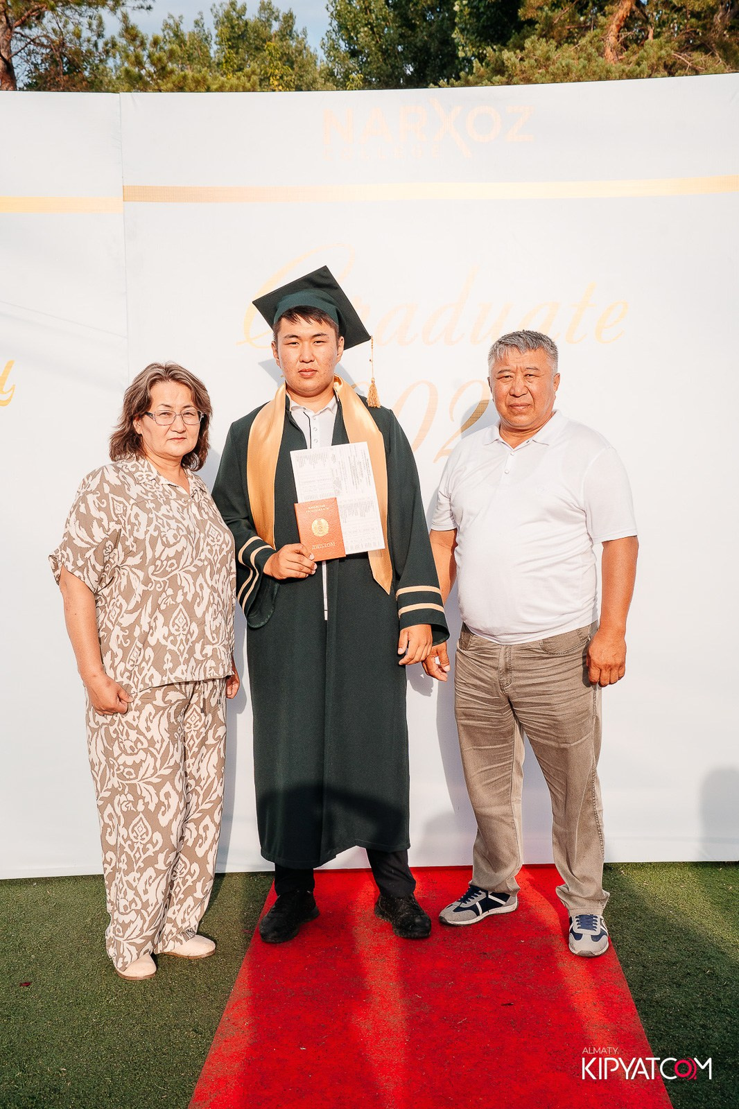 ВРУЧЕНИЕ ДИПЛОМОВ — НАРХОЗ КОЛЛЕДЖ. Part 2. КИПЯТКОМ АЛМАТЫ!