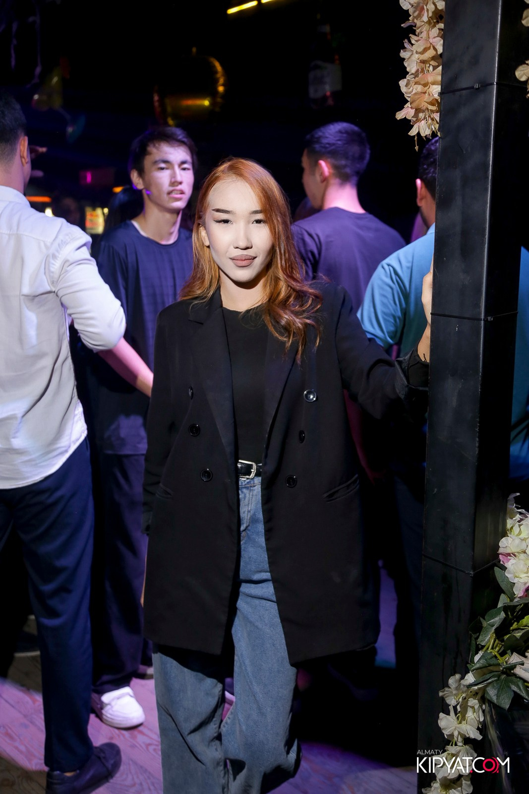 UYAT EMES BAR. КИПЯТКОМ АЛМАТЫ!