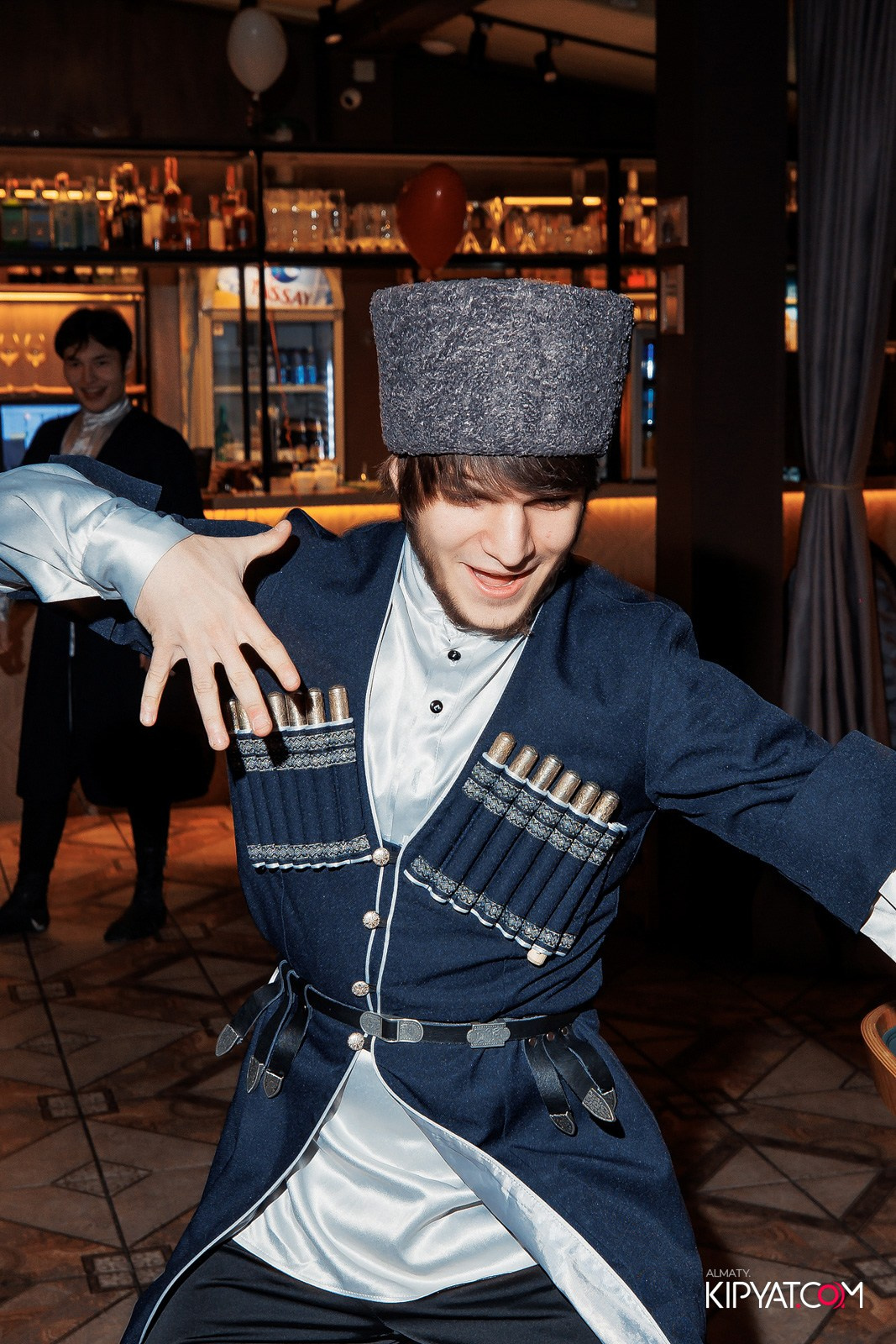 ДЕНЬ ВЛЮБЛЕННЫХ МЦХЕТА. КИПЯТКОМ АЛМАТЫ!