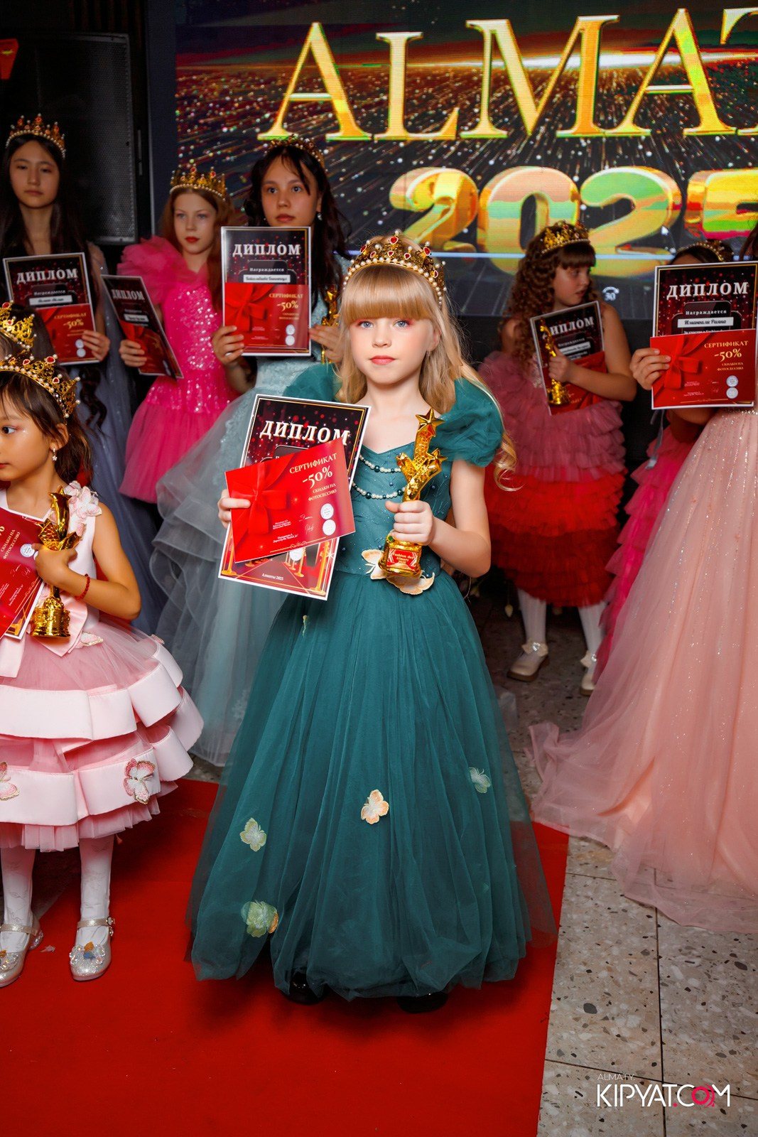 FASHION DAY 2025 КАФЕ ЖАКСЫЛЫК. КИПЯТКОМ АЛМАТЫ!