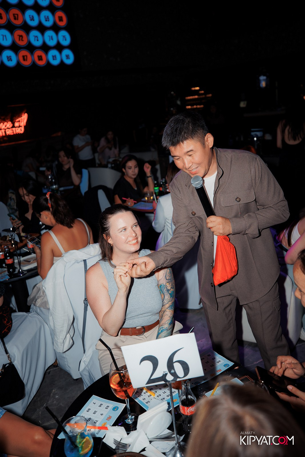 МУЗЫКАЛЬНОЕ ЛОТО В HIT RETRO. КИПЯТКОМ АЛМАТЫ!