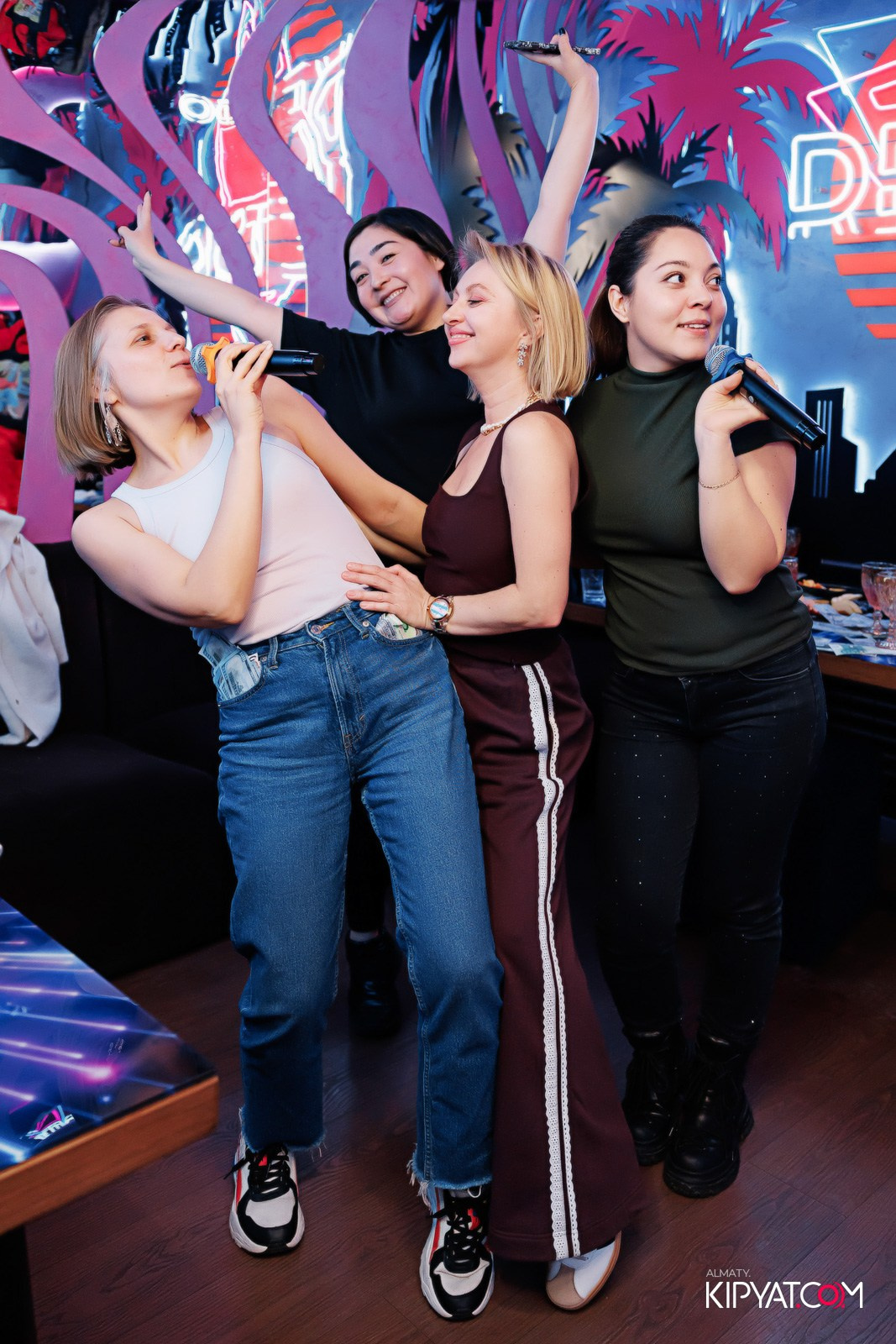 УХО И МЕДВЕДЬ НА ГАГАРИНА. КИПЯТКОМ АЛМАТЫ!