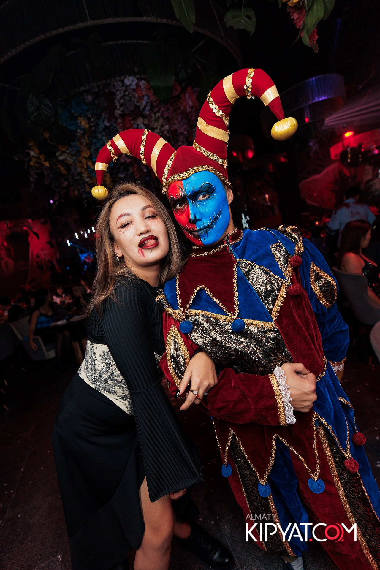 FRIENDS BAR & TERRACE. КИПЯТКОМ АЛМАТЫ! Фотосъемка мероприятий в Алматы