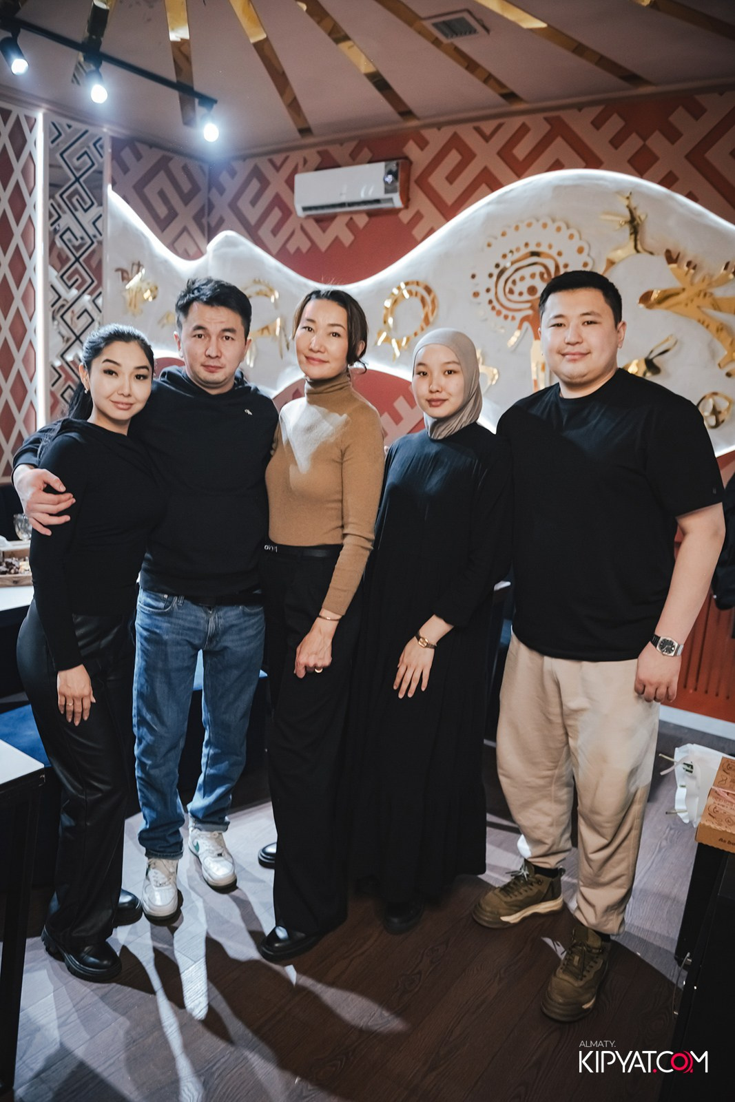 УХО И МЕДВЕДЬ НА ГАГАРИНА. КИПЯТКОМ АЛМАТЫ!