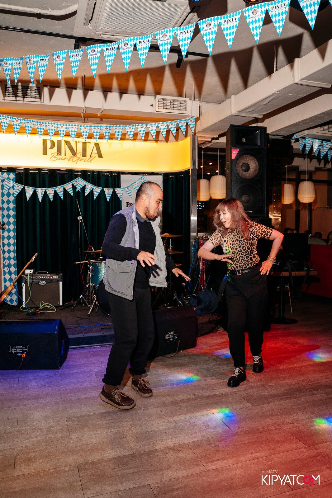 OKTOBERFEST — ПИНТА НА СЕЙФУЛЛИНА. КИПЯТКОМ АЛМАТЫ!