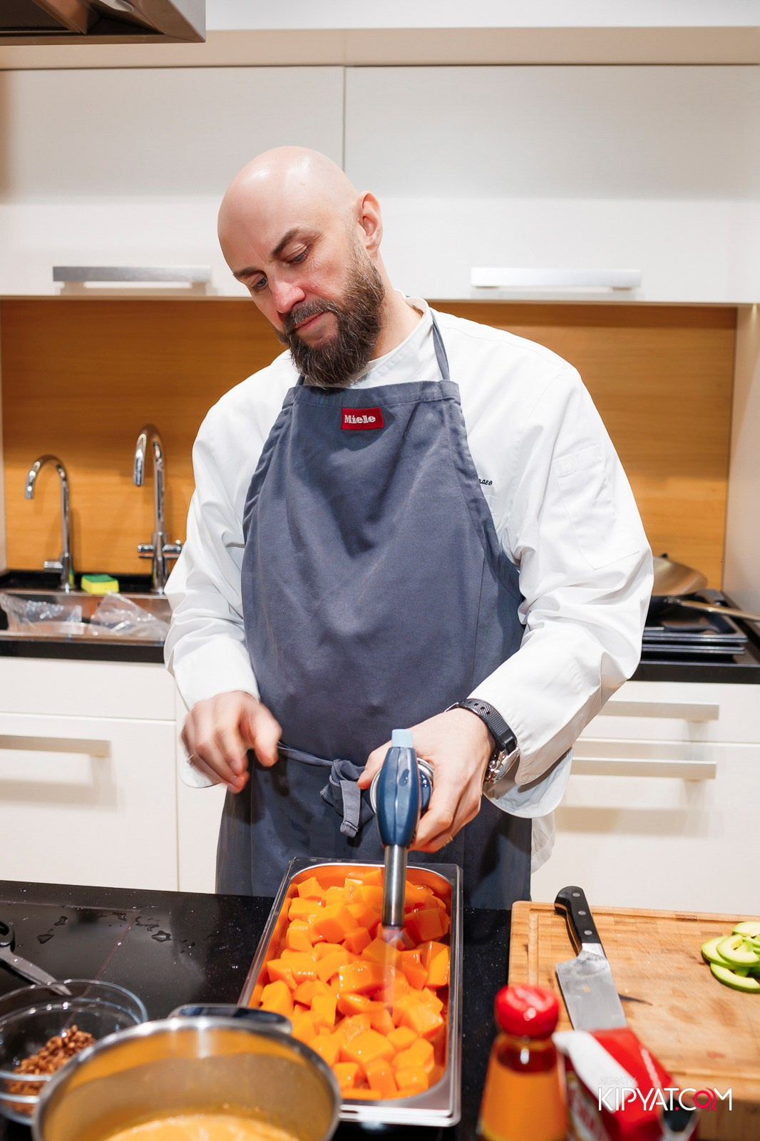 МАСТЕР-КЛАСС MIELE. КИПЯТКОМ АЛМАТЫ!