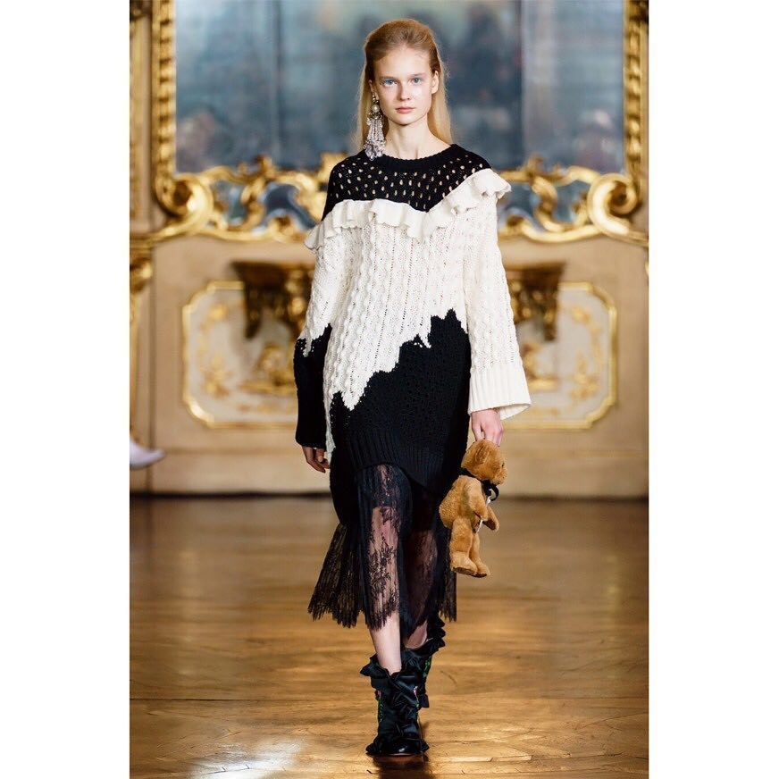 Alina E. Modeling agency TM MODELS