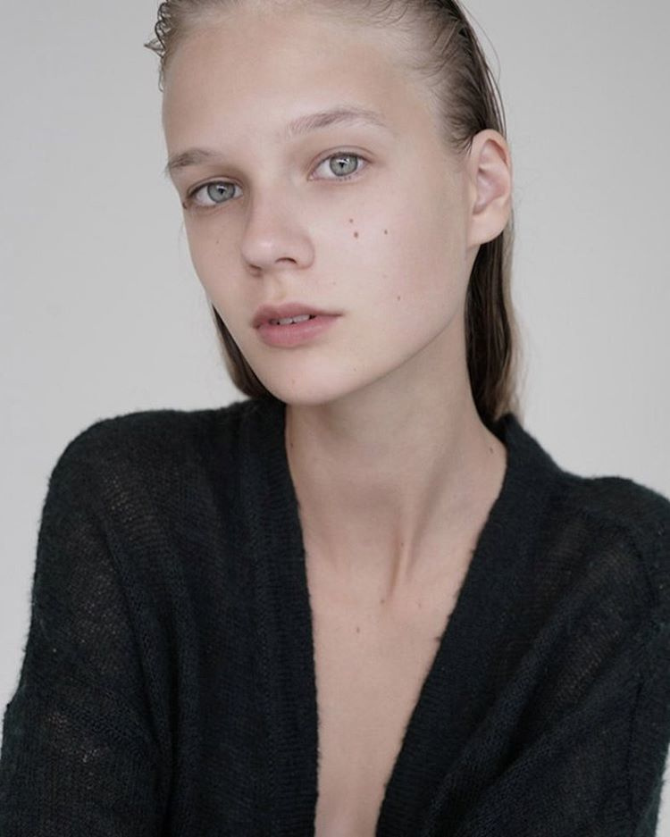 Alina E. Modeling agency TM MODELS