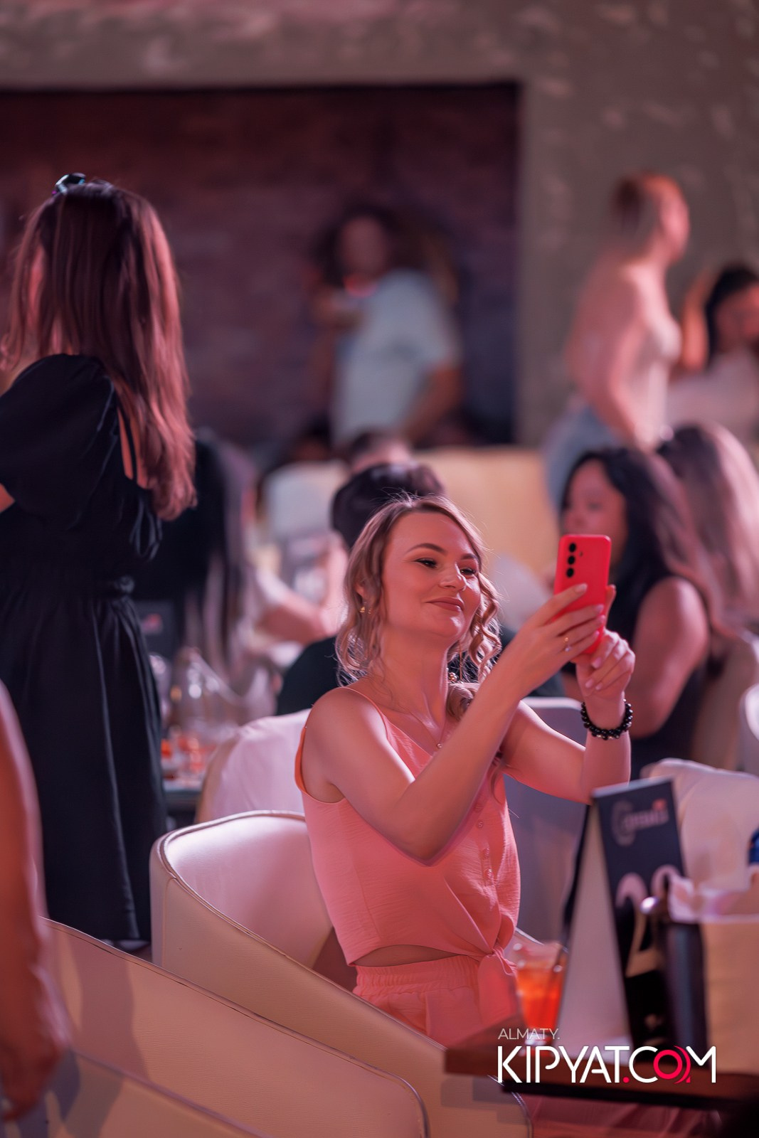 МУЗЫКАЛЬНОЕ ЛОТО В HIT RETRO. КИПЯТКОМ АЛМАТЫ!