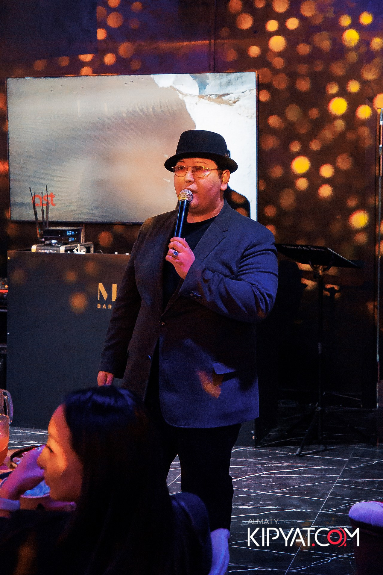 MOOD KARAOKE & TERRACE. КИПЯТКОМ АЛМАТЫ!
