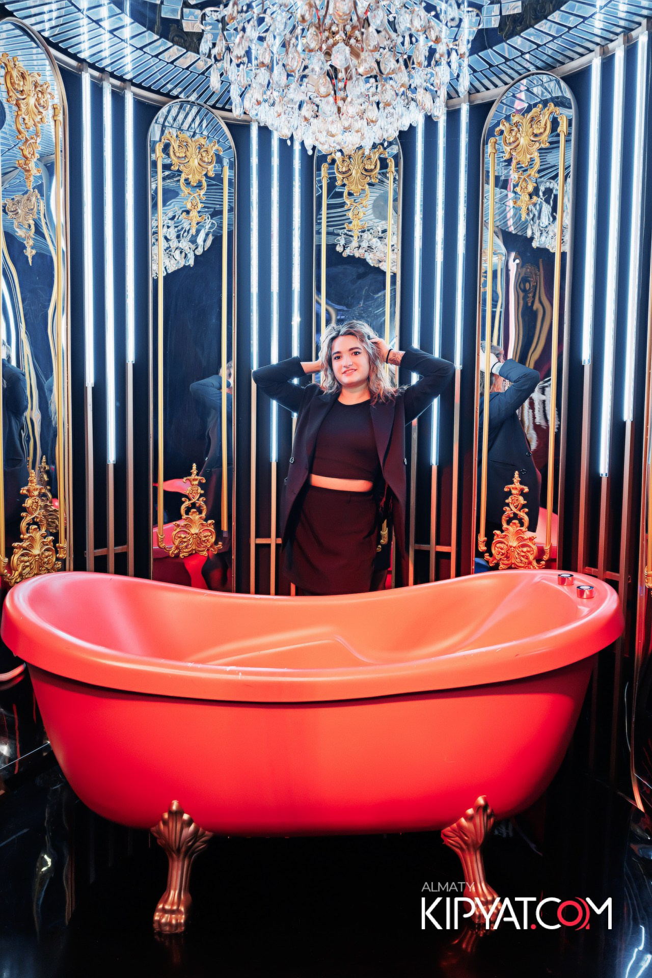 ЗАЯ, НА БИС. КИПЯТКОМ АЛМАТЫ!