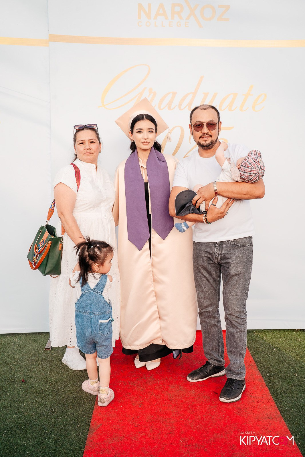 ВРУЧЕНИЕ ДИПЛОМОВ — НАРХОЗ КОЛЛЕДЖ. Part 1. КИПЯТКОМ АЛМАТЫ!