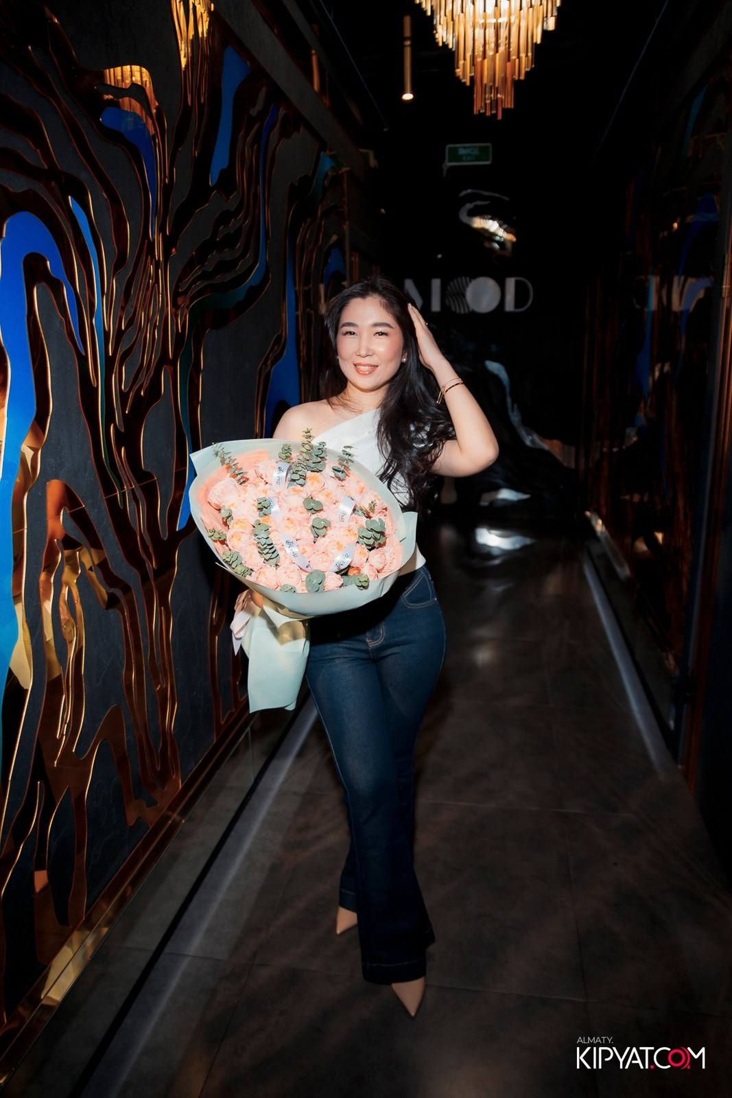 MOOD KARAOKE & TERRACE. КИПЯТКОМ АЛМАТЫ!