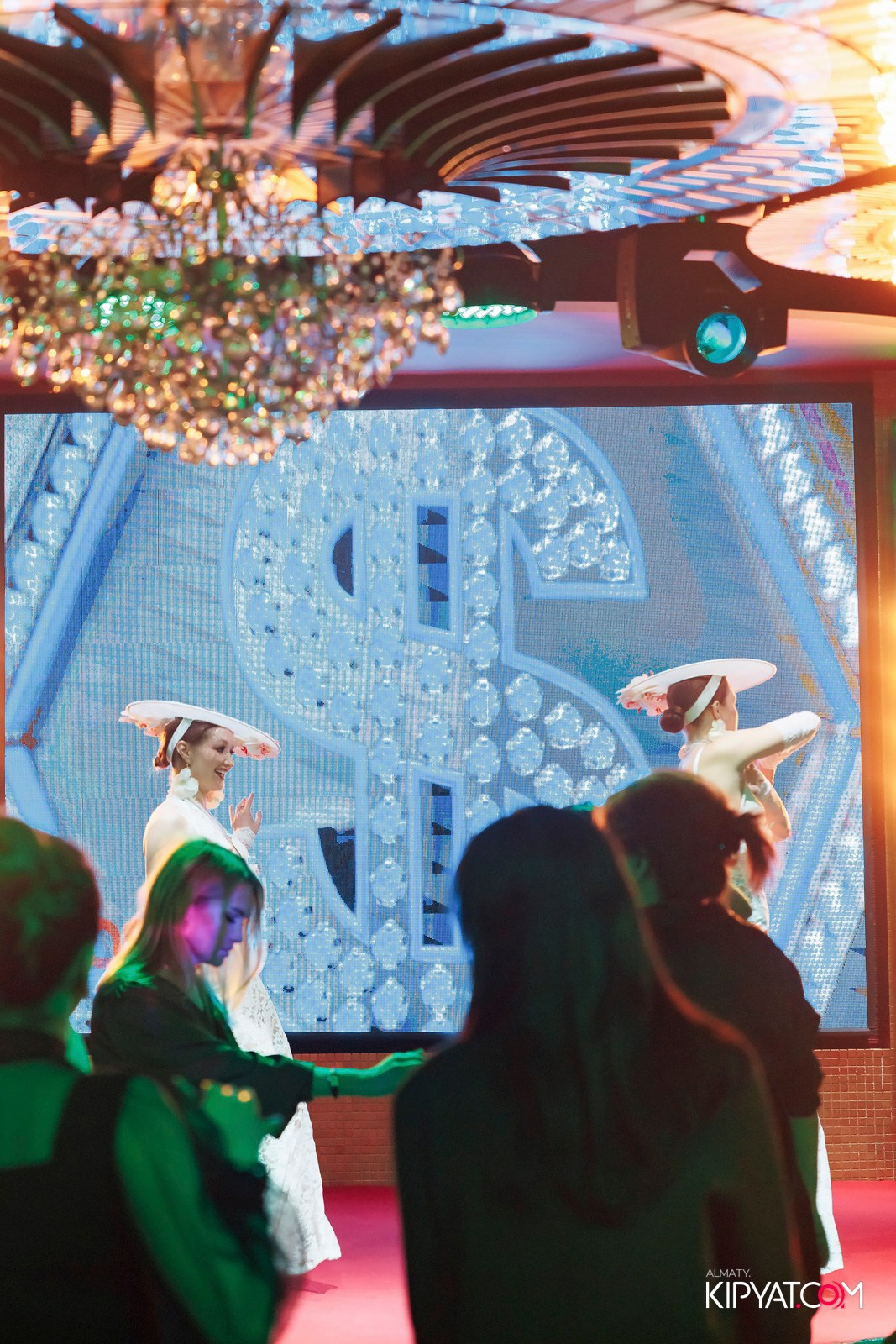 ЗАЯ, НА БИС. КИПЯТКОМ АЛМАТЫ! Фотосъемка мероприятий в Алматы