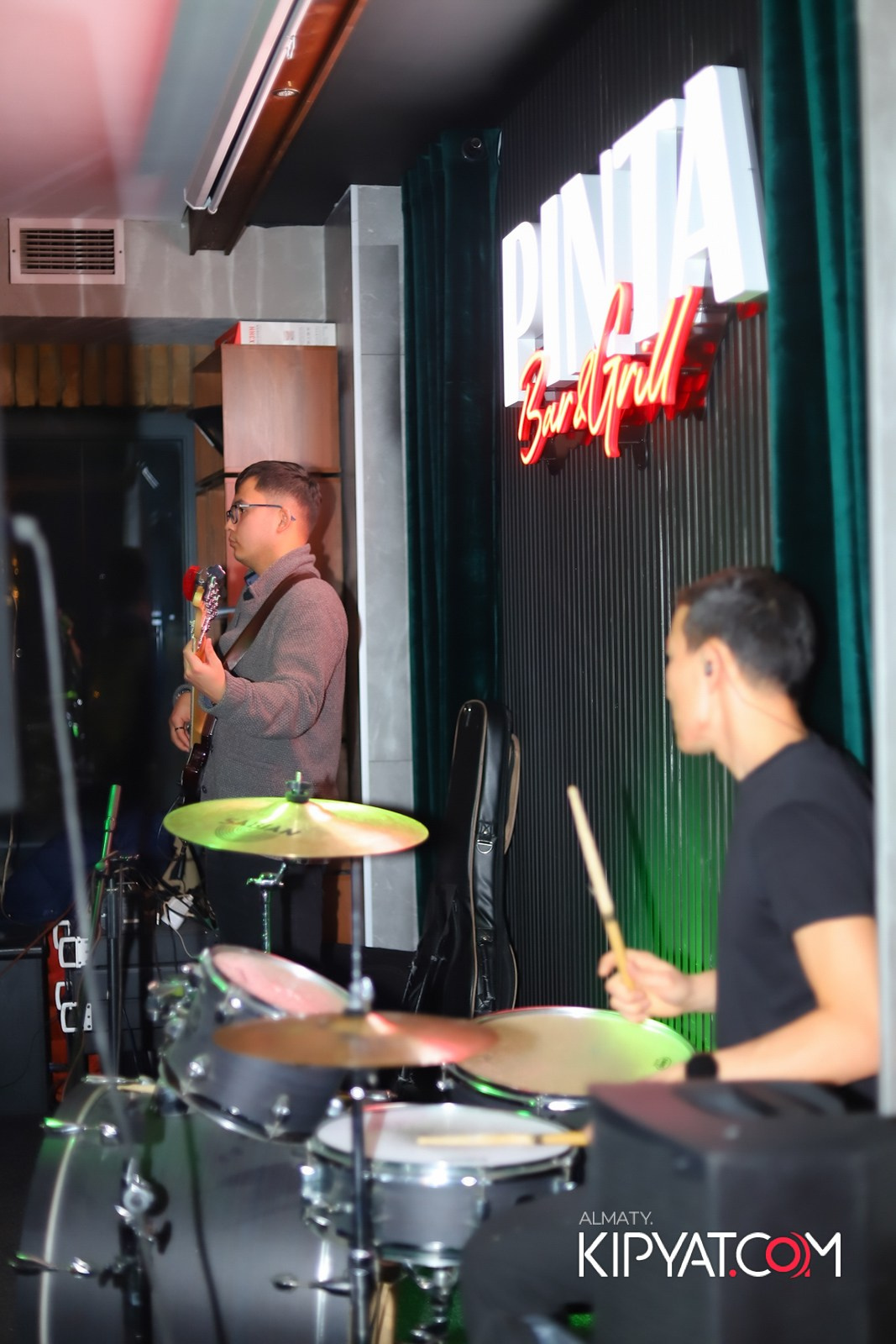 ПИНТА НА ГОГОЛЯ. КИПЯТКОМ АЛМАТЫ!