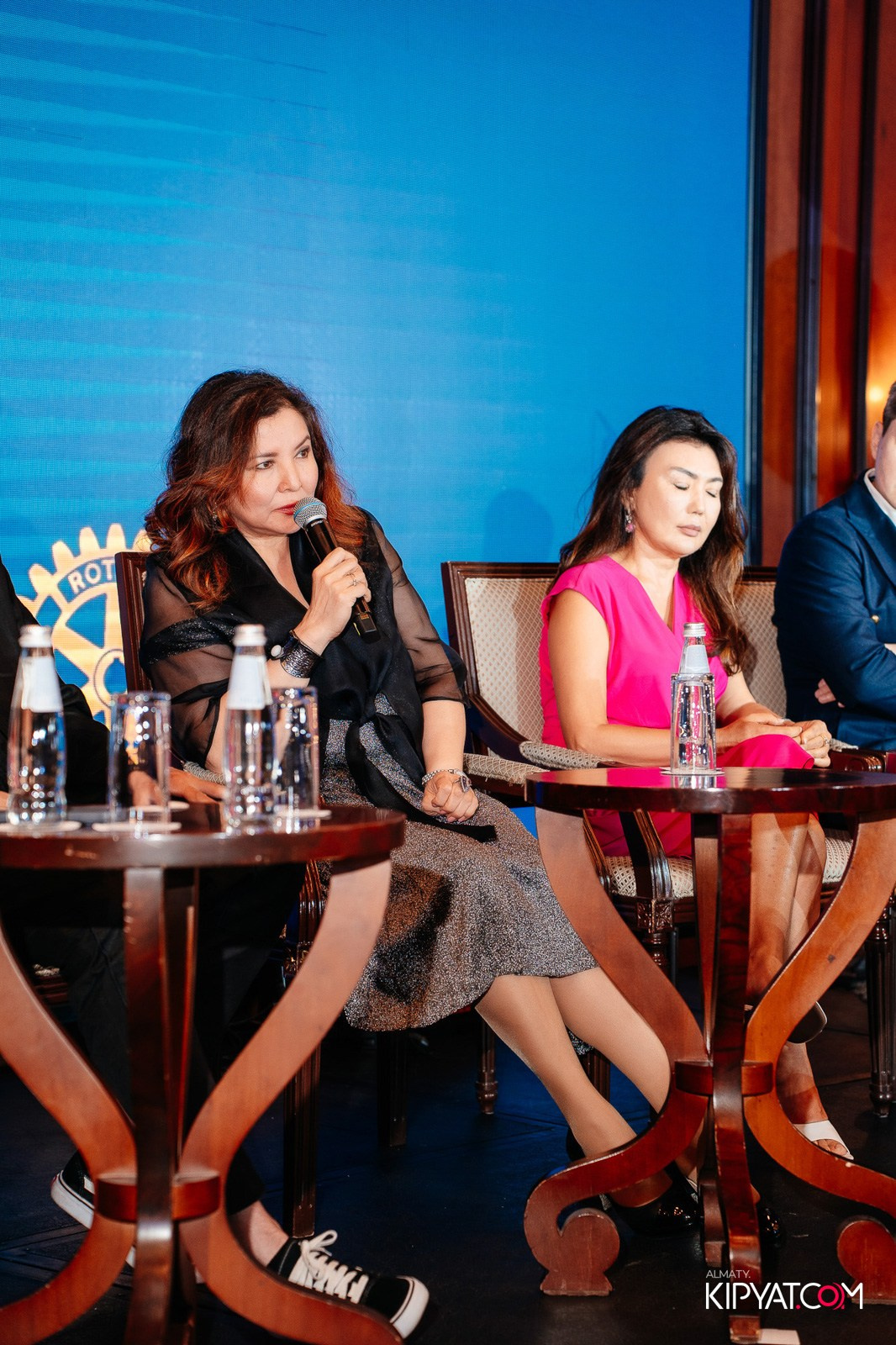 БЛАГОТВОРИТЕЛЬНЫЙ УЖИН В ЧЕСТЬ 30-ЛЕТИЯ ROTARY CLUB OF ALMATY. КИПЯТКОМ АЛМАТЫ!