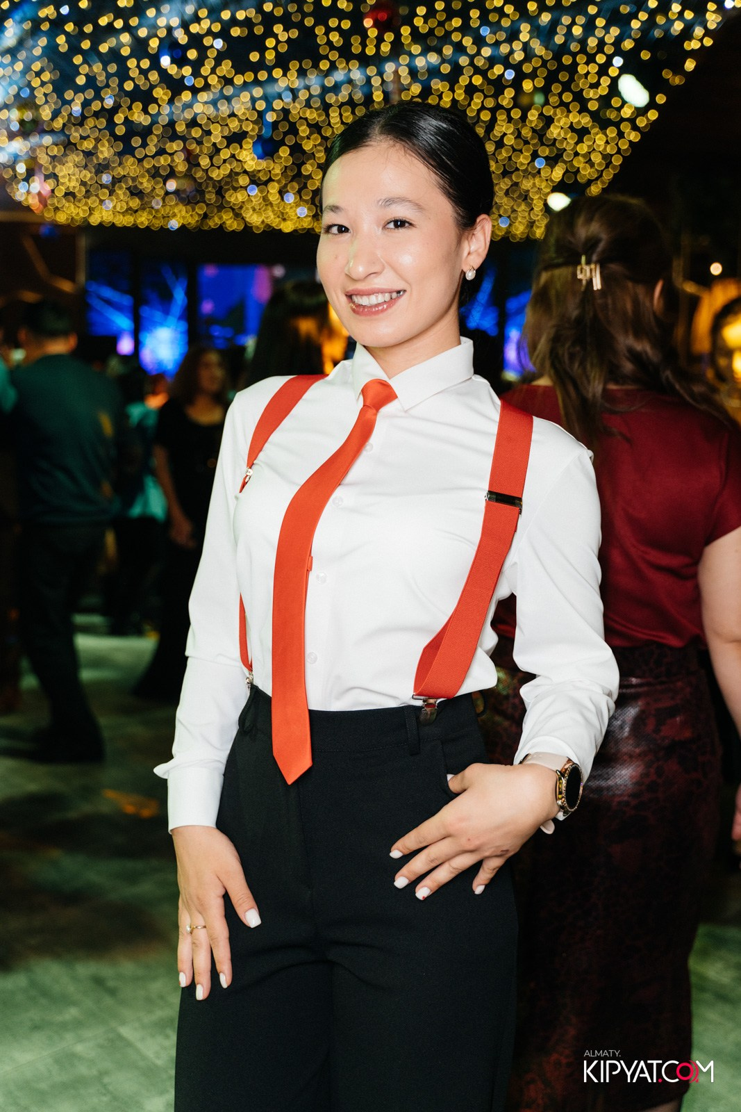 КАФЕ ЖАСМИН НА ЯССАУИ. КИПЯТКОМ АЛМАТЫ!