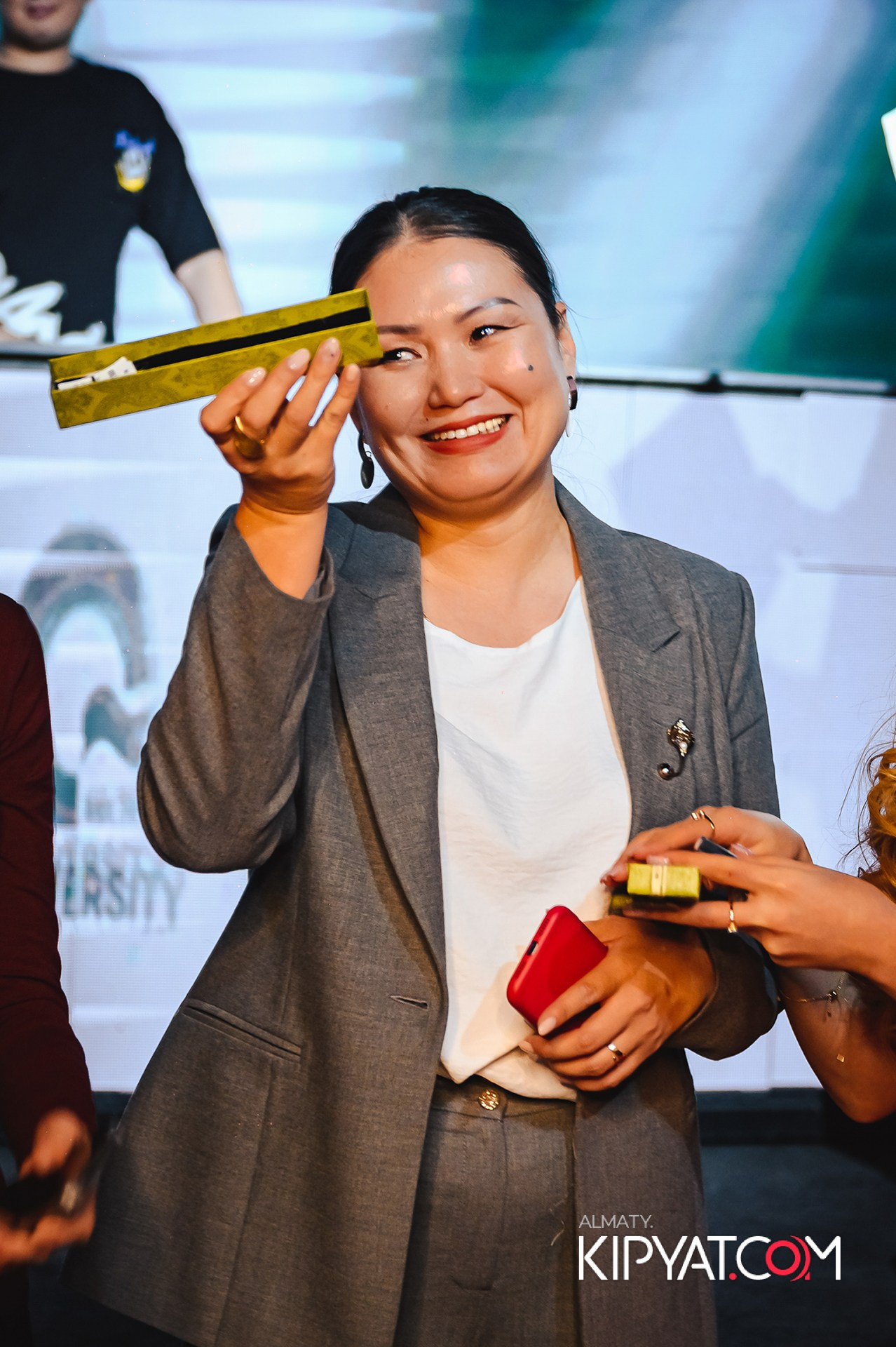 ПОСВЯЩЕНИЕ В СТУДЕНТЫ ''Q'' UNIVERSITY. КИПЯТКОМ АЛМАТЫ!