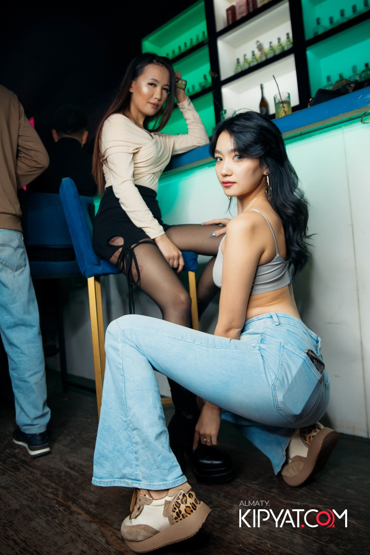 UYAT EMES BAR. КИПЯТКОМ АЛМАТЫ!