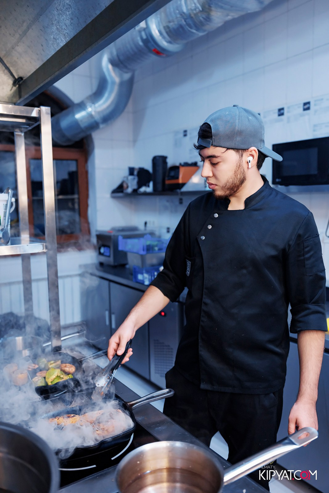 КАРАОКЕ JANYM SOUL НА МАРКОВА. КИПЯТКОМ АЛМАТЫ!