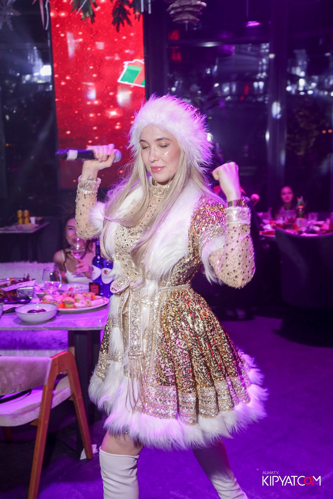 FRIENDS BAR & TERRACE. КИПЯТКОМ АЛМАТЫ! Фотосъемка мероприятий в Алматы