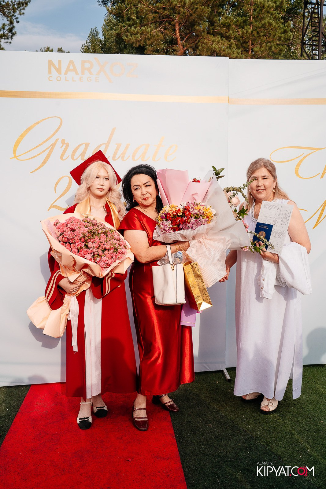ВРУЧЕНИЕ ДИПЛОМОВ — НАРХОЗ КОЛЛЕДЖ. Part 1. КИПЯТКОМ АЛМАТЫ!