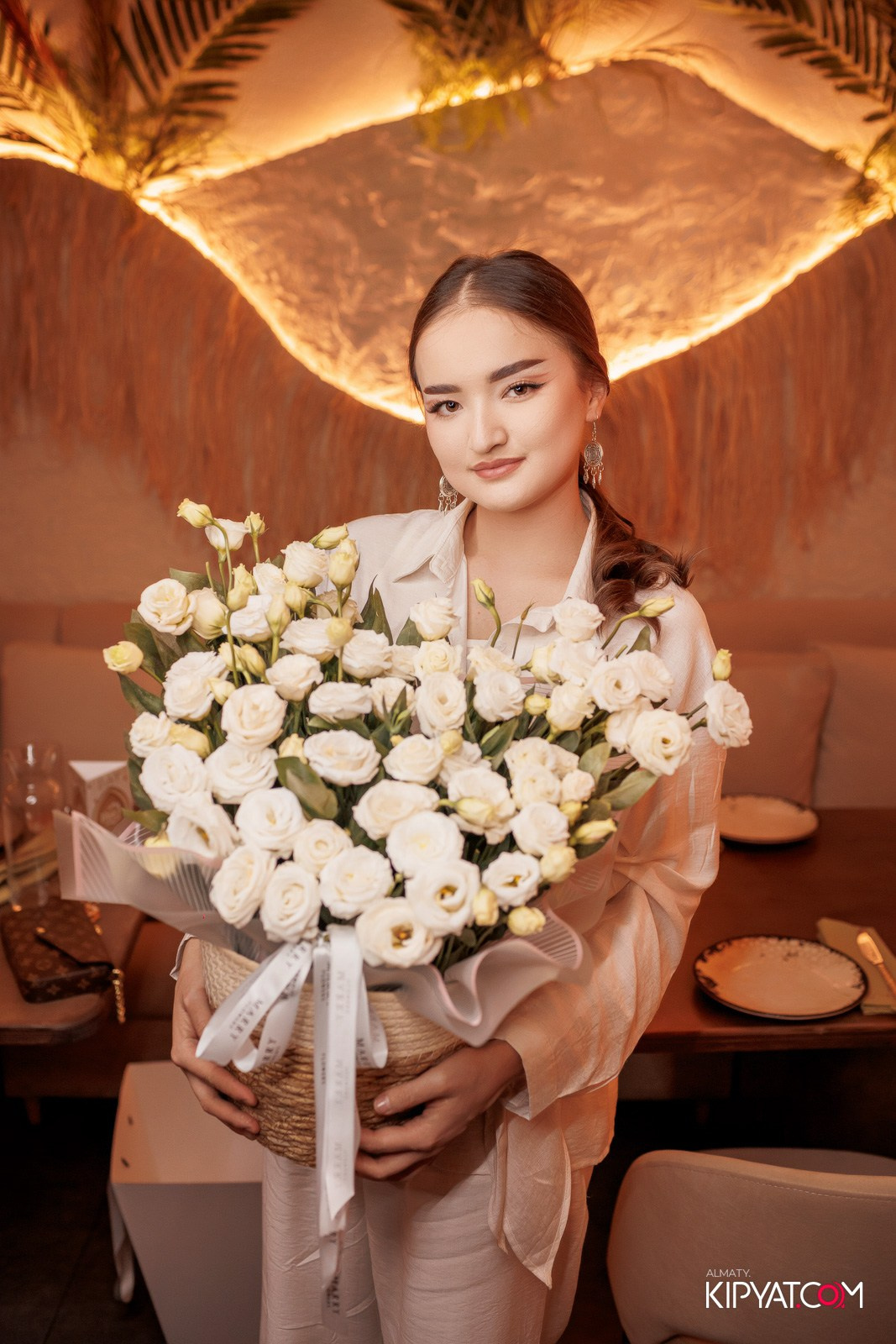 BAY RESTAURANT & BAR. КИПЯТКОМ АЛМАТЫ!