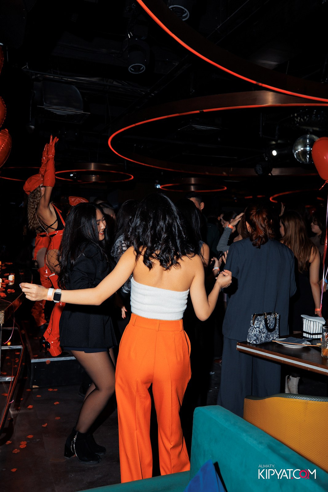 EVENT BAR. КИПЯТКОМ АЛМАТЫ!