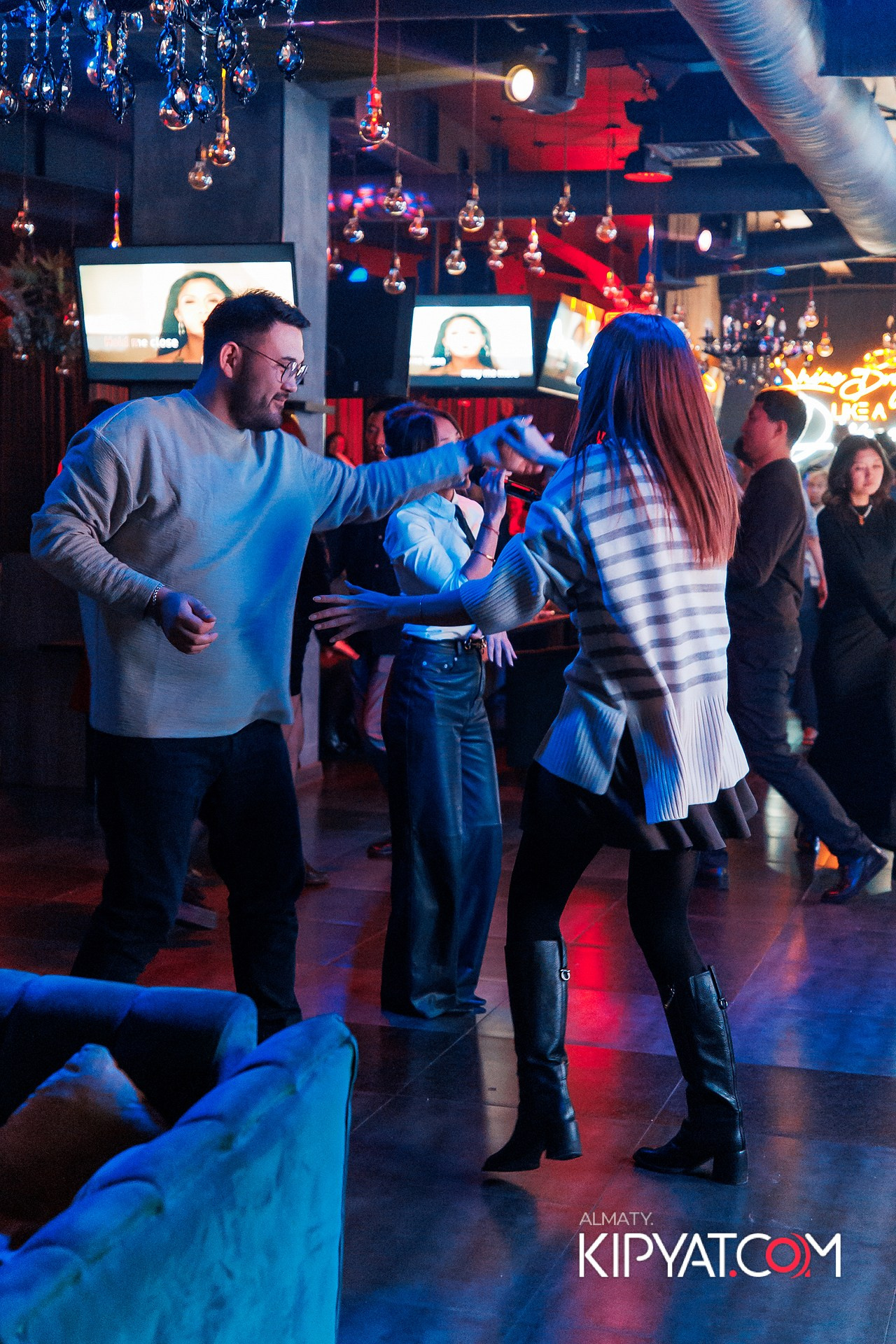 ДОРОГАЯ. Я НЕ ПИЛ. КИПЯТКОМ АЛМАТЫ! Фотосъемка мероприятий в Алматы