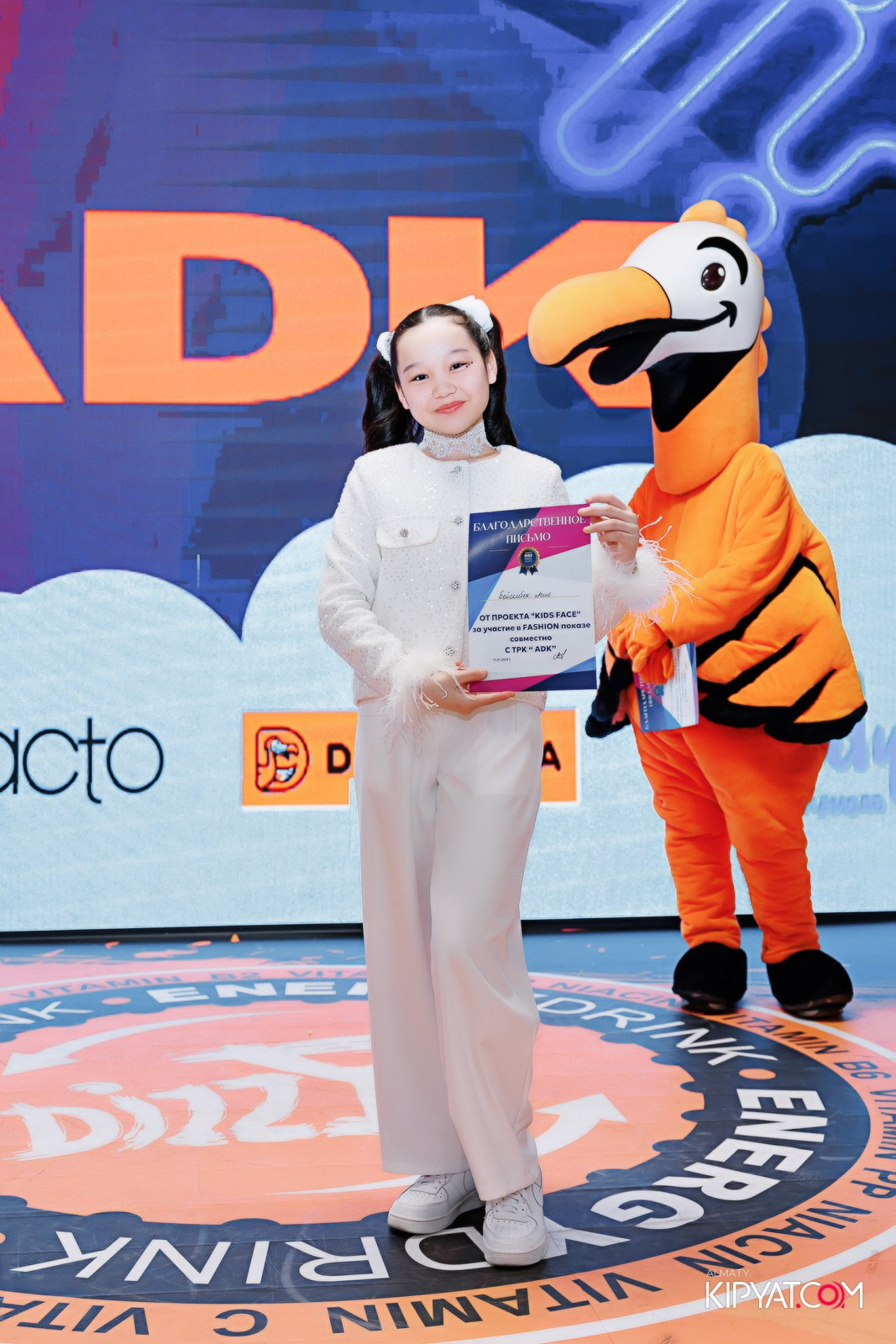 ДЕТСКИЙ МОДНЫЙ ПОКАЗ ОТ МОДЕЛЬНОГО АГЕНТСТВА «KIDSFACE». КИПЯТКОМ АЛМАТЫ!