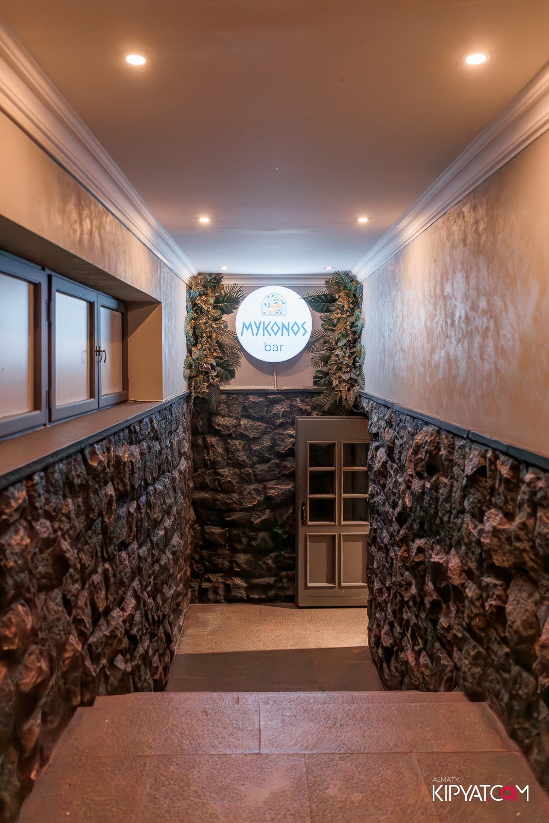 MYKONOS BAR. КИПЯТКОМ АЛМАТЫ!