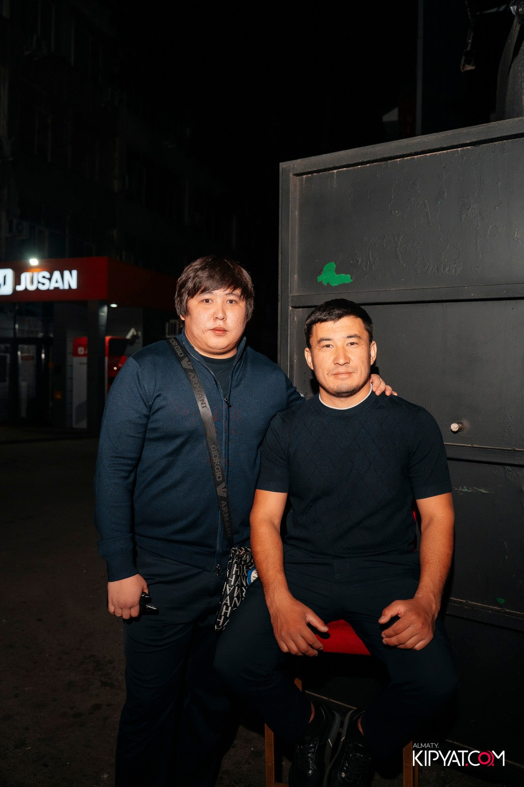 UYAT EMES BAR. КИПЯТКОМ АЛМАТЫ!