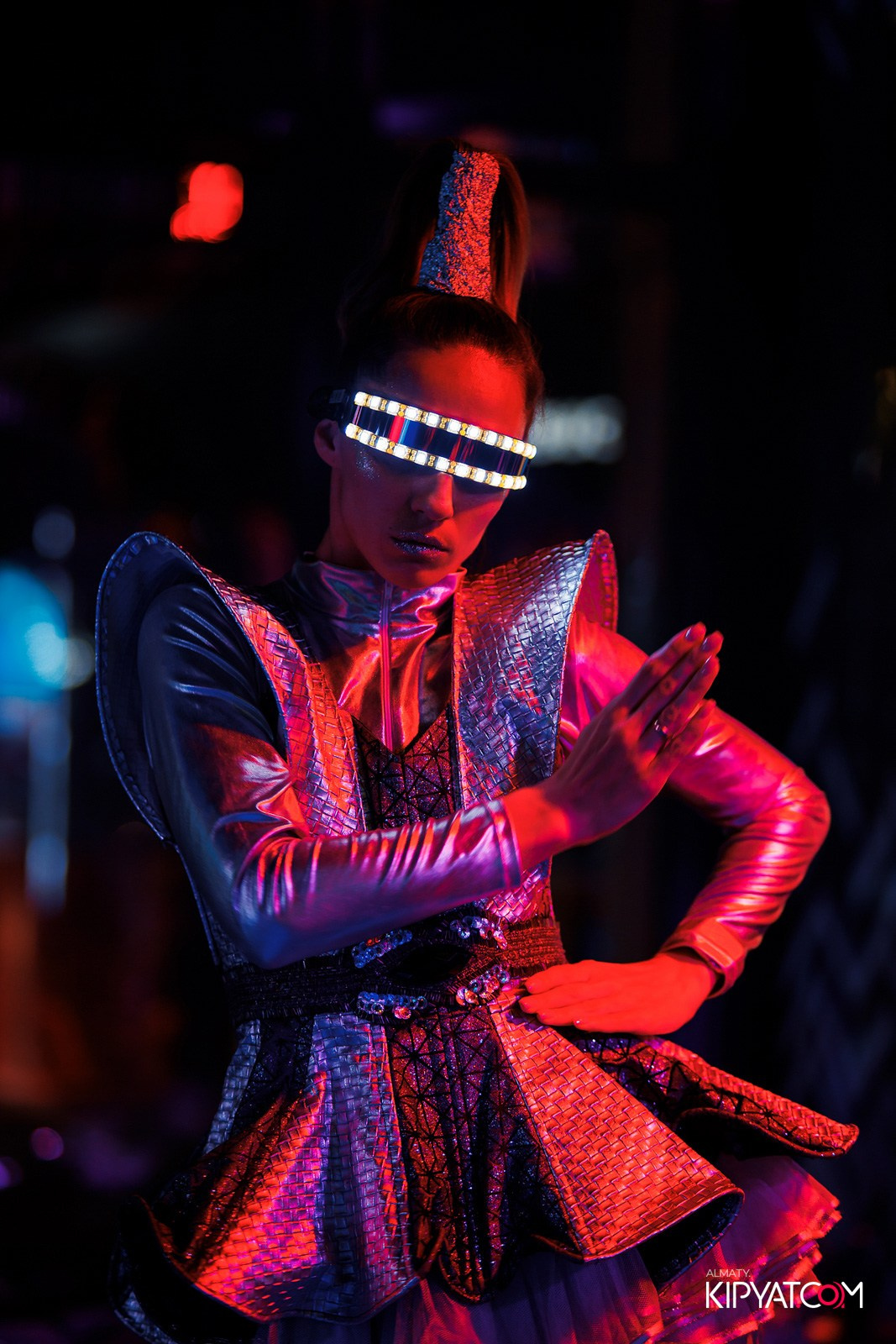 FRIENDS BAR & TERRACE. КИПЯТКОМ АЛМАТЫ!