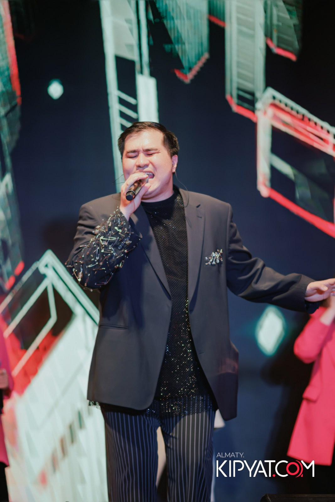 SANTA BARBARA — МЮЗИКЛ ДЖУЛИЯ. КИПЯТКОМ АЛМАТЫ!