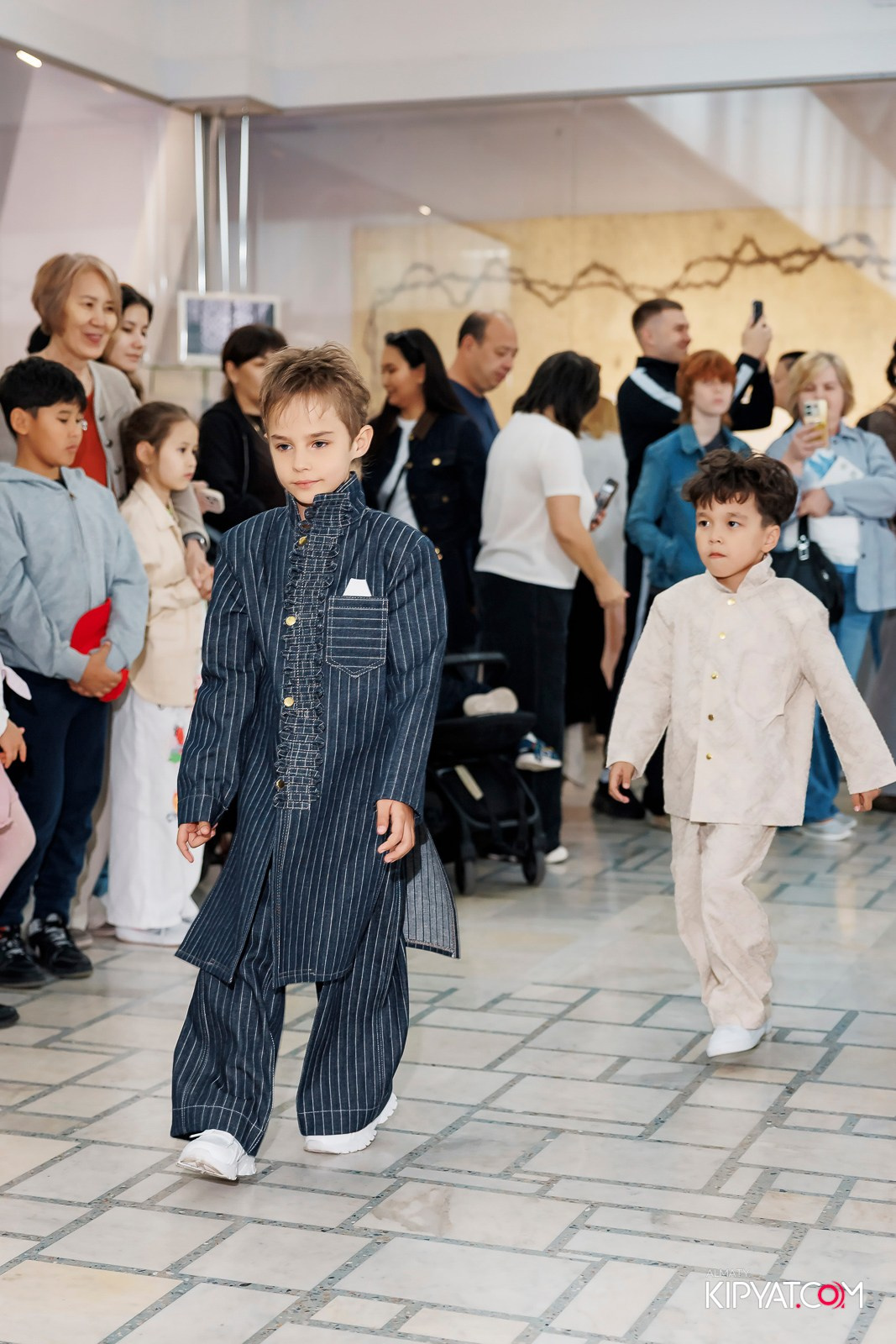 JUNIOR MODELS SHOW. ПЕРФОМАНС НОЧЬ В МУЗЕЕ. КИПЯТКОМ АЛМАТЫ! Фотосъемка мероприятий в Алматы