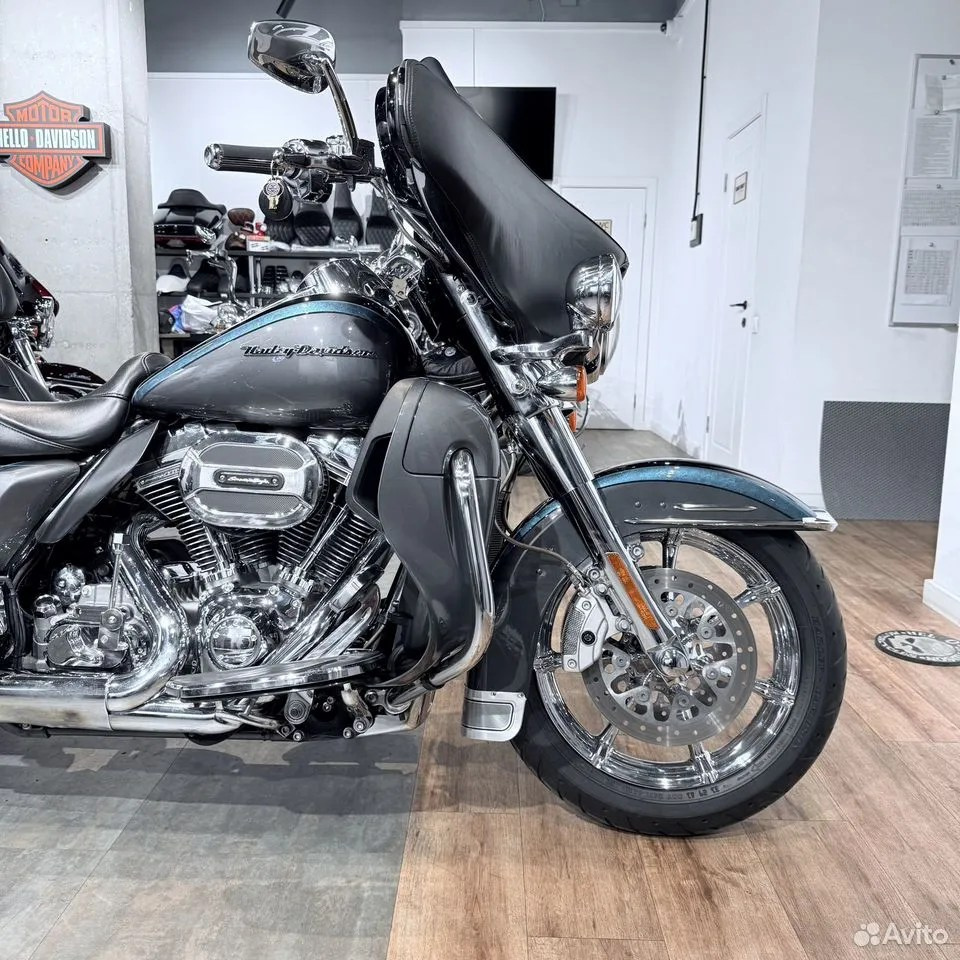 2015 Elесtra Glide CVO Limited 110 ABS. Hello Davidson, Москва. Только хорошие мотоциклы…